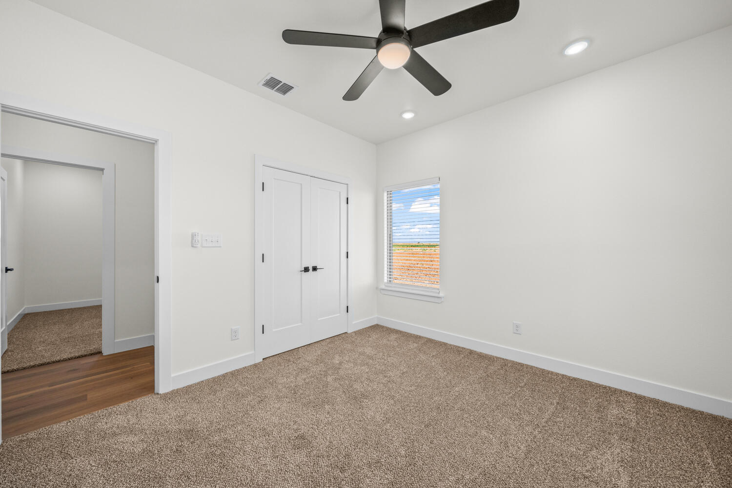 7013 N Farm To Market Road 1729