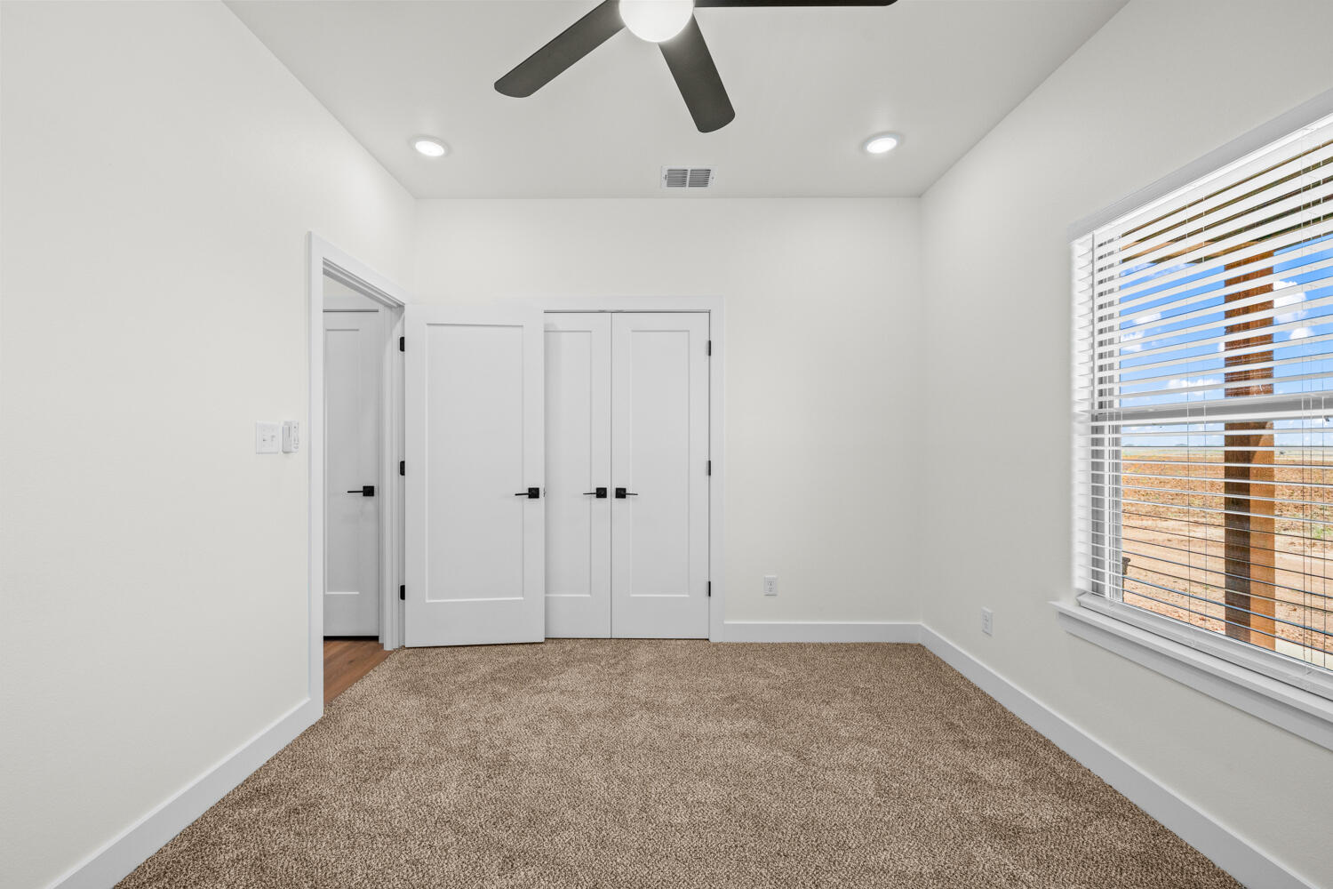 7013 N Farm To Market Road 1729
