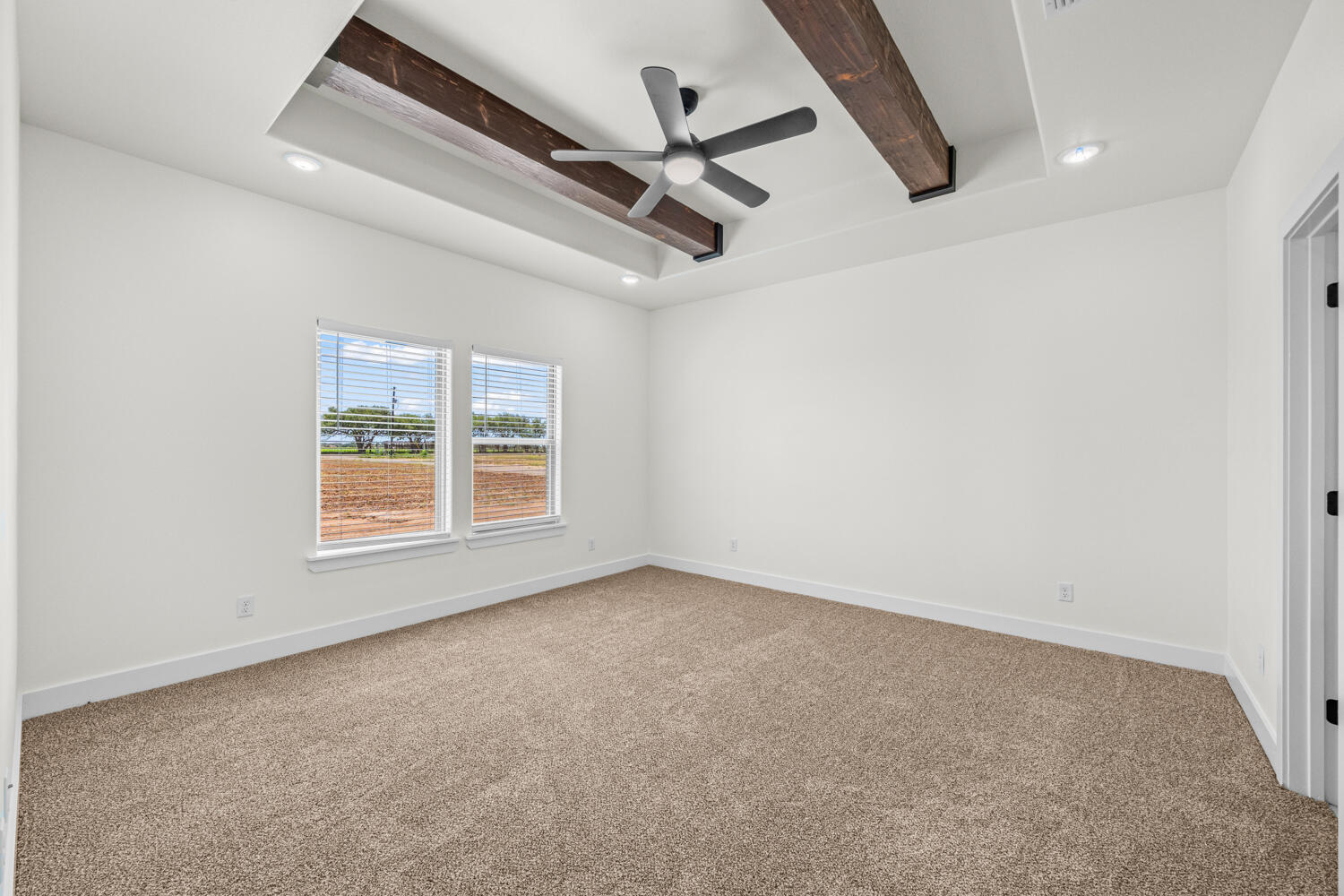 7013 N Farm To Market Road 1729