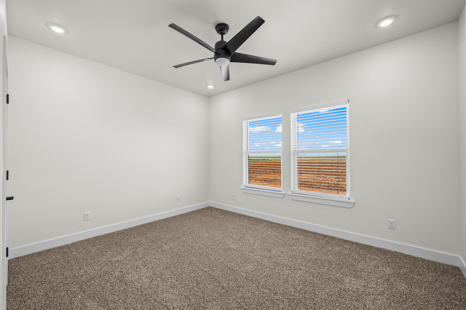 7201 N Farm To Market Road 1729