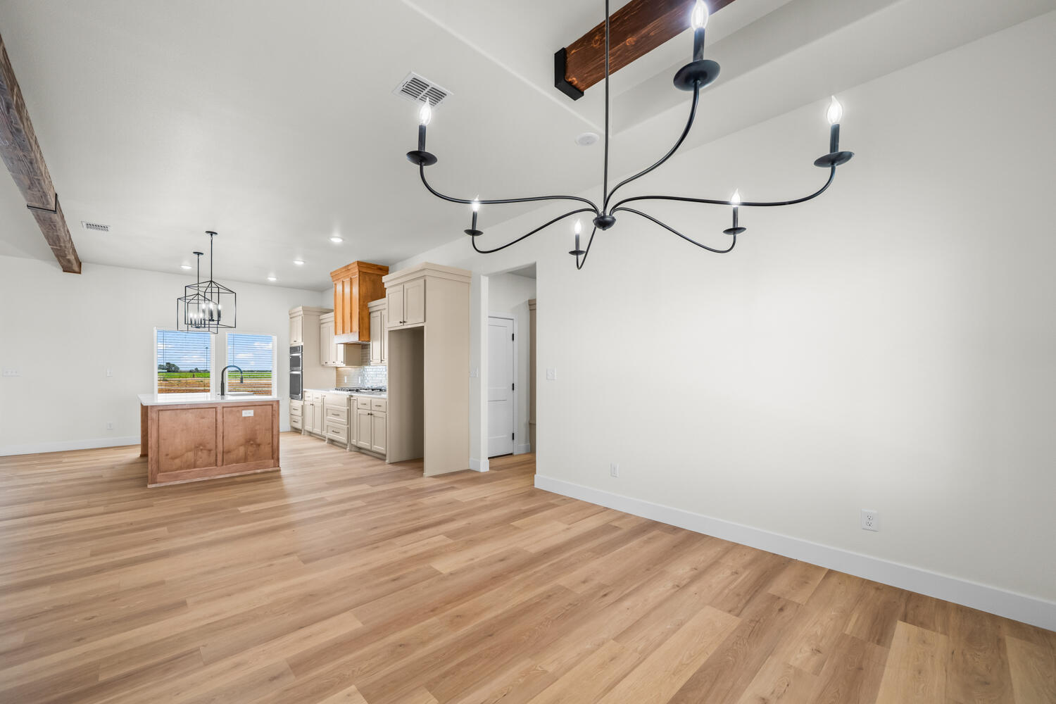7201 N Farm To Market Road 1729