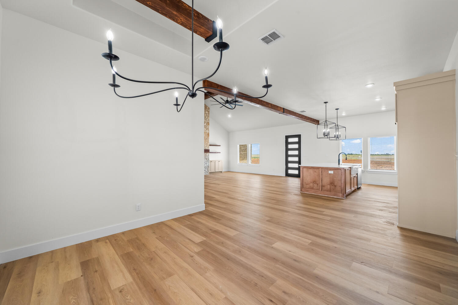 7201 N Farm To Market Road 1729