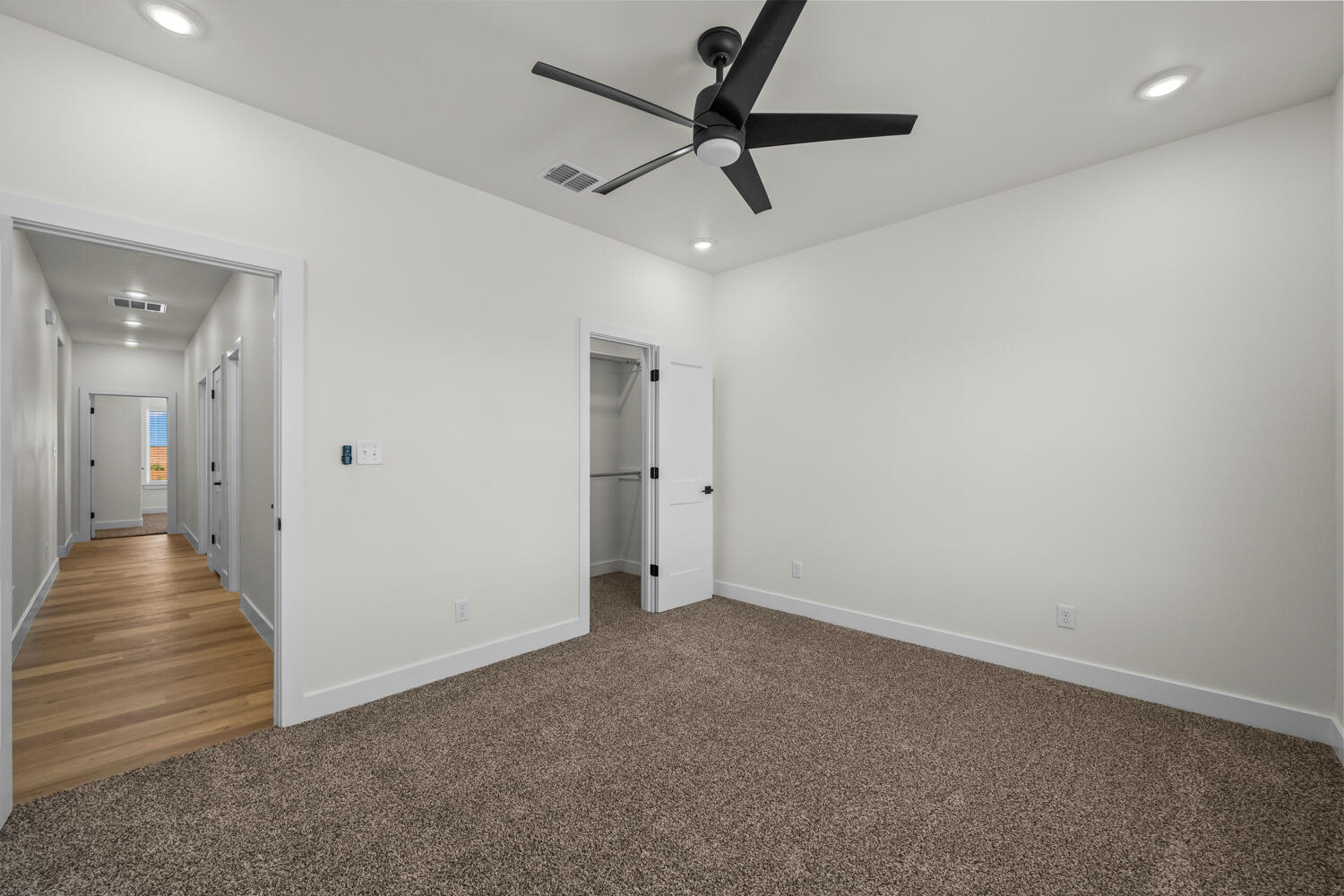 7201 N Farm To Market Road 1729