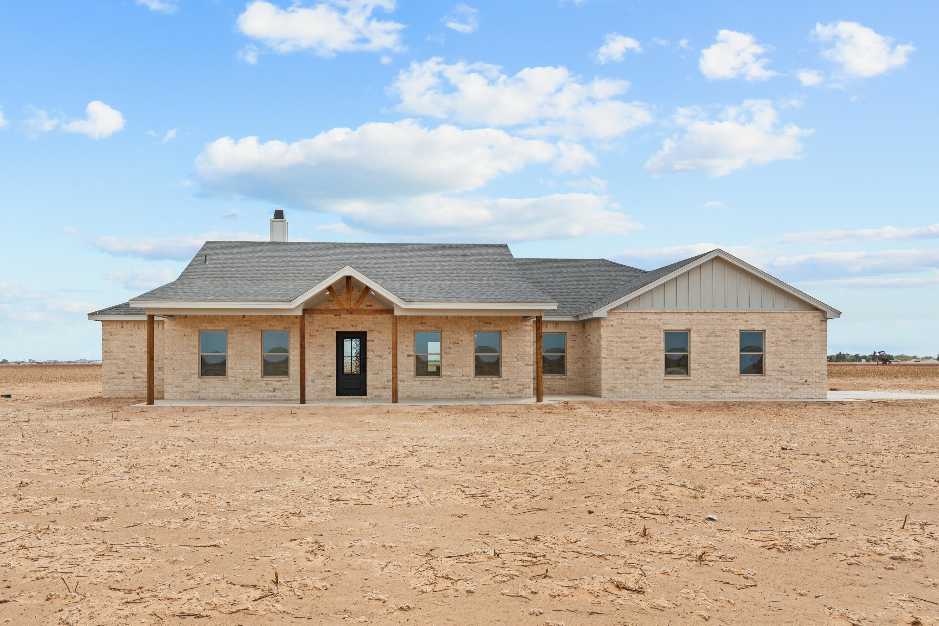 5421 County Road 6100
