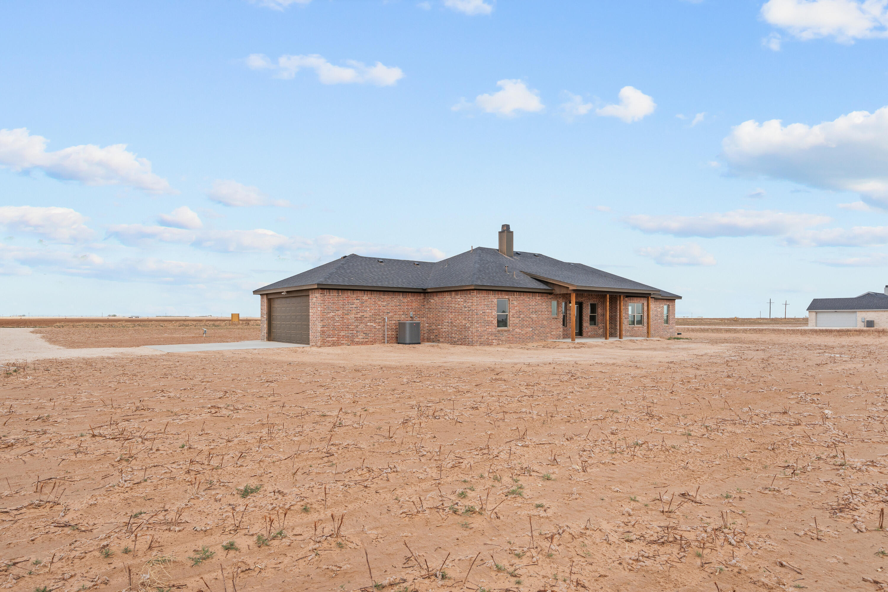 5423 County Road 6100