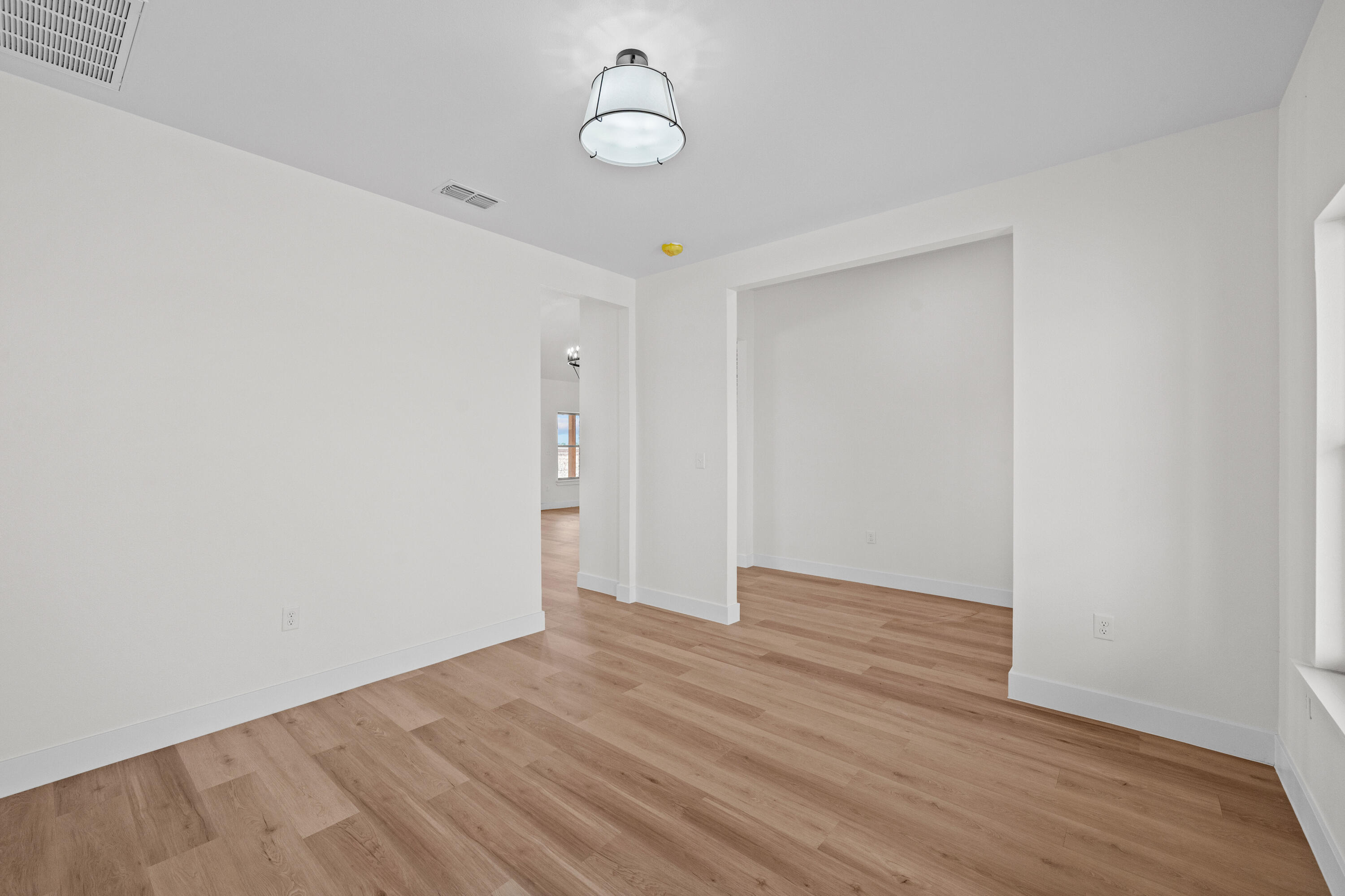 5423 County Road 6100