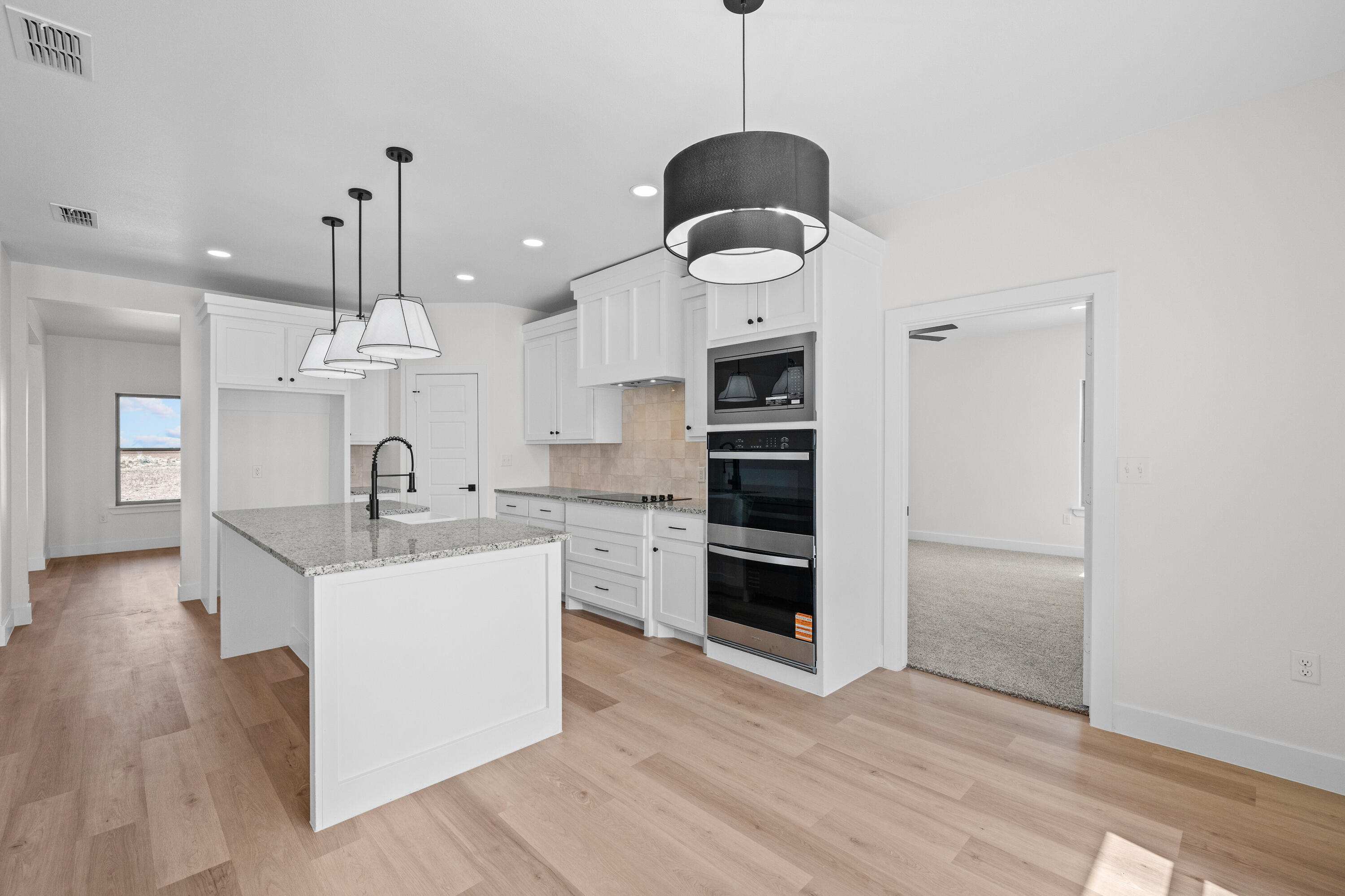 5423 County Road 6100