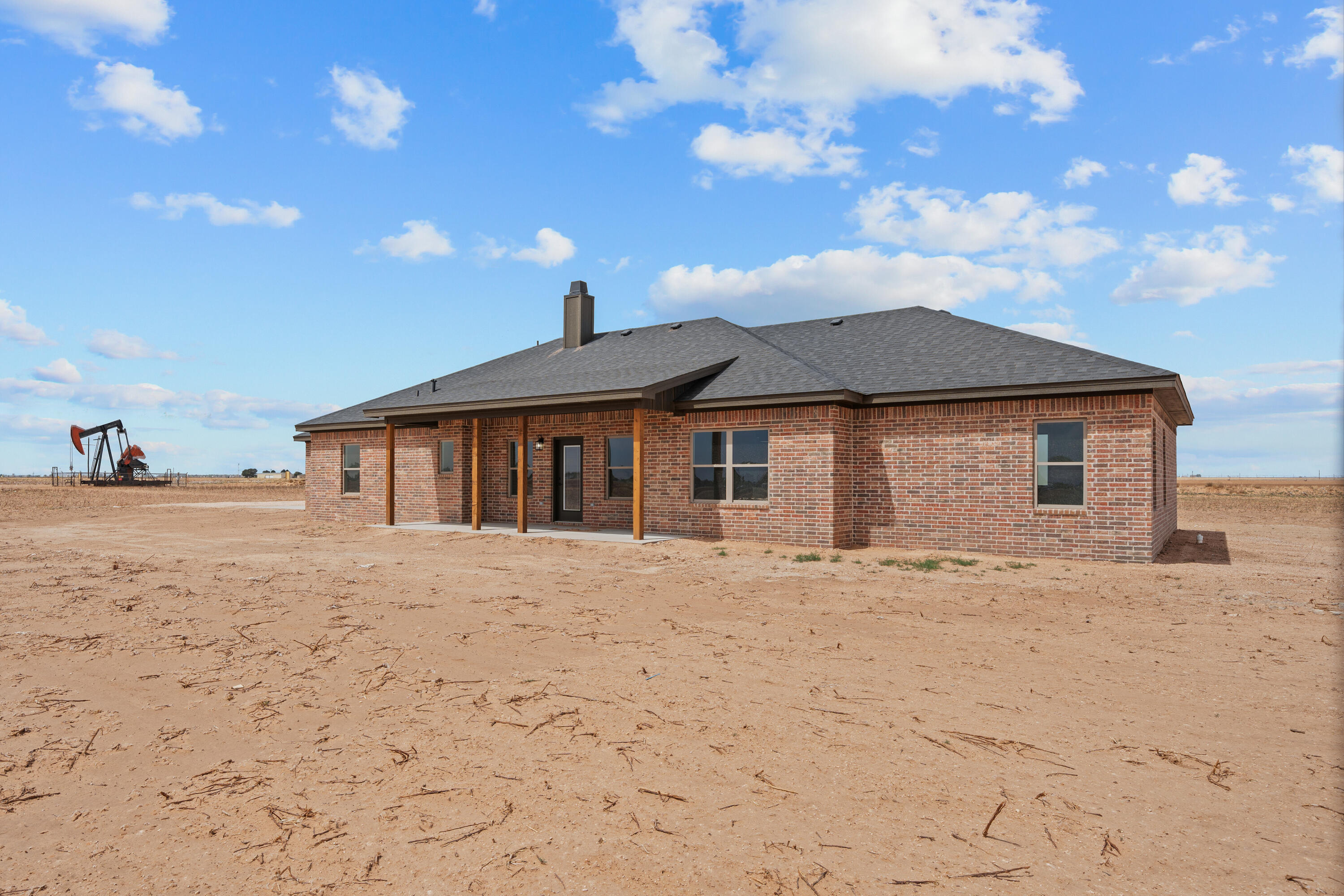 5423 County Road 6100