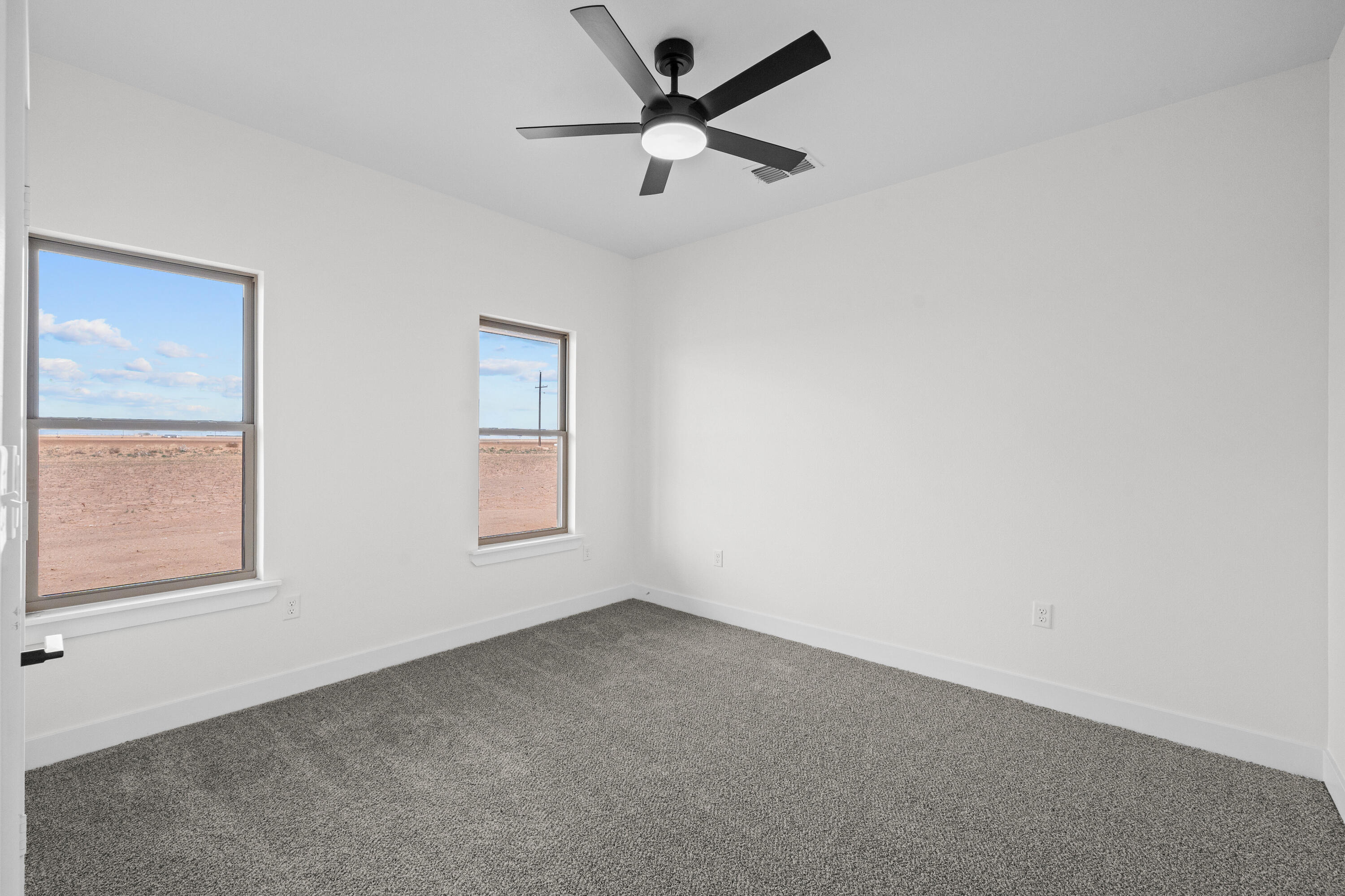 5423 County Road 6100