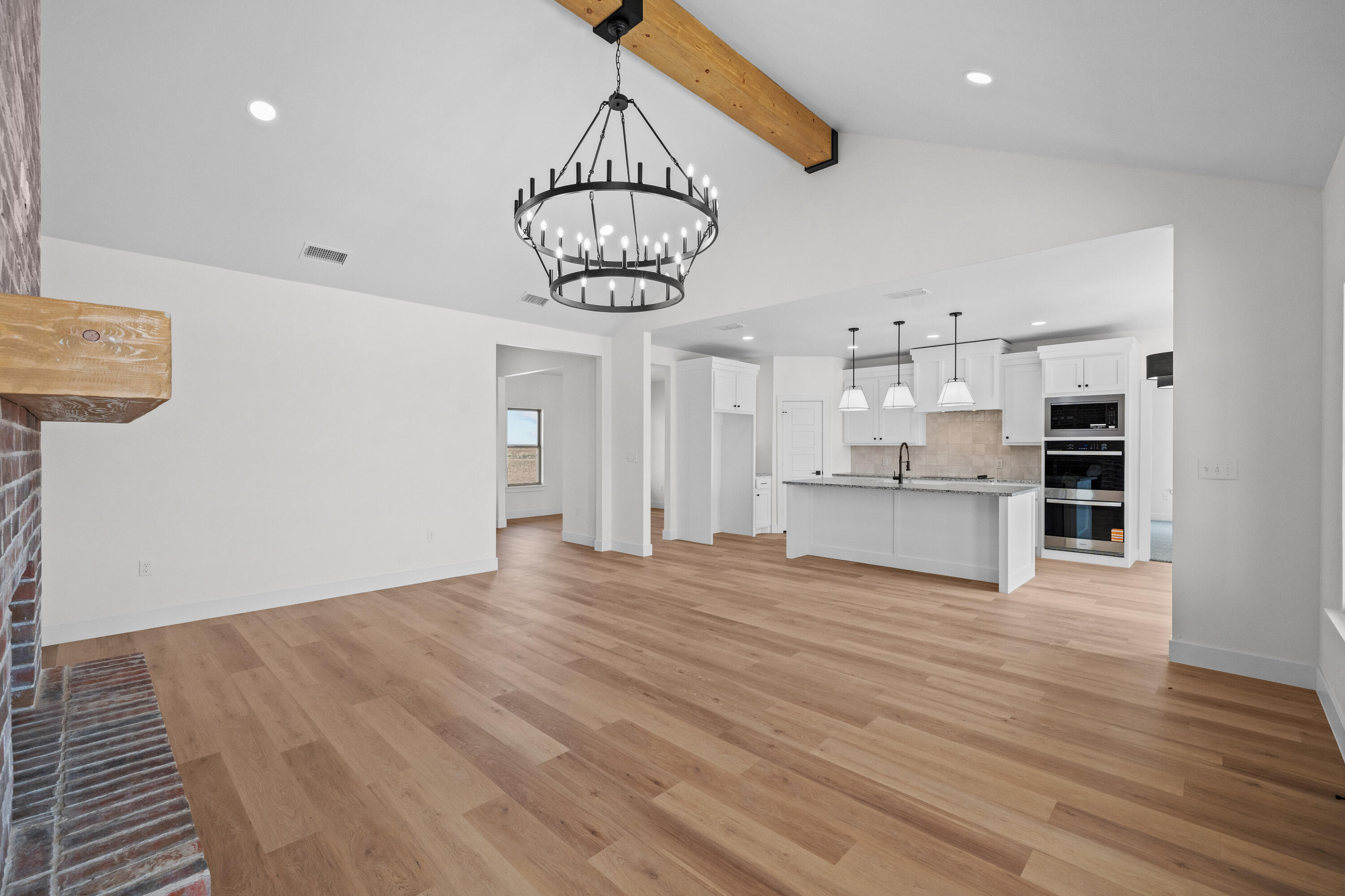 5423 County Road 6100