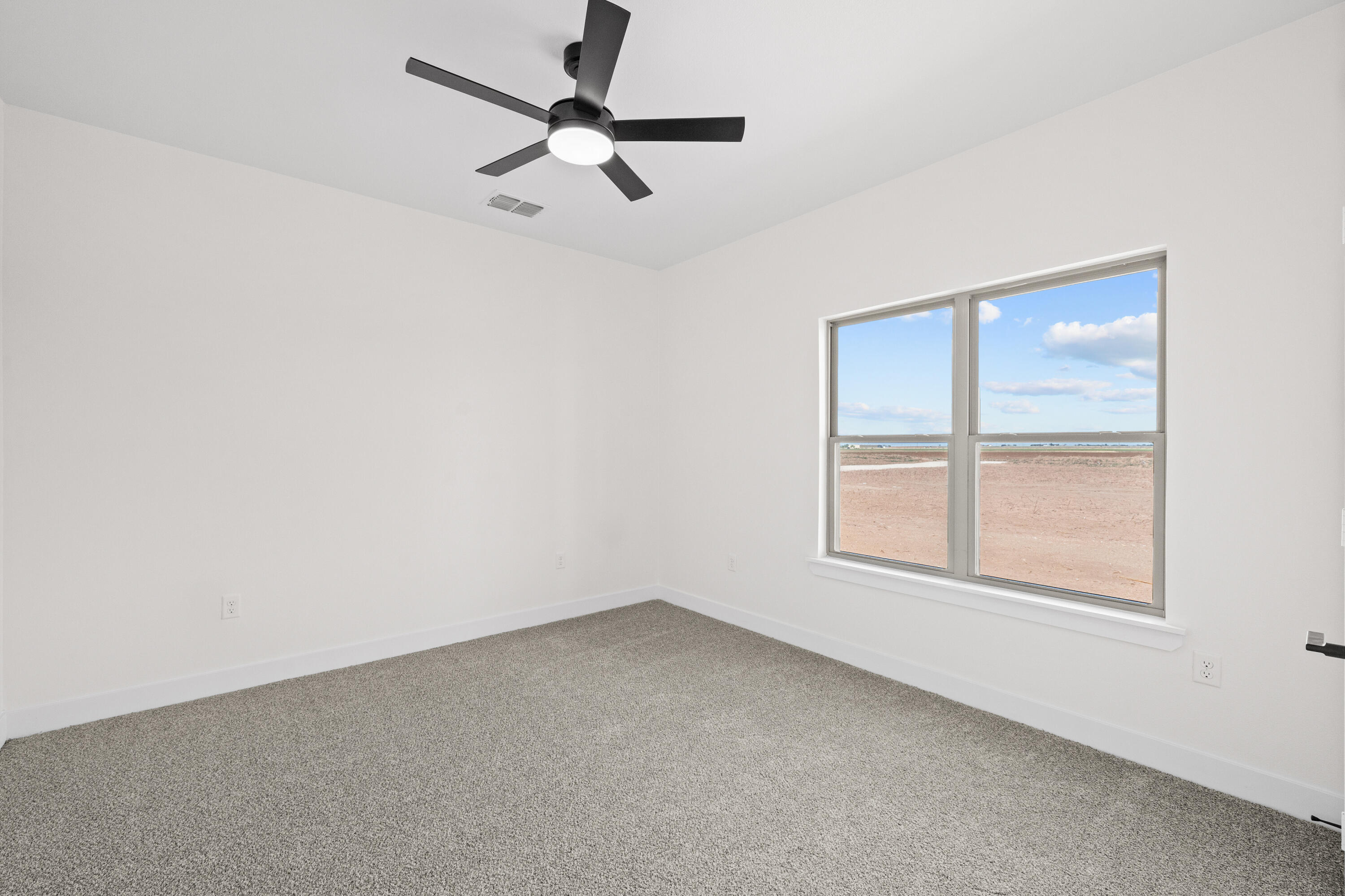 5423 County Road 6100