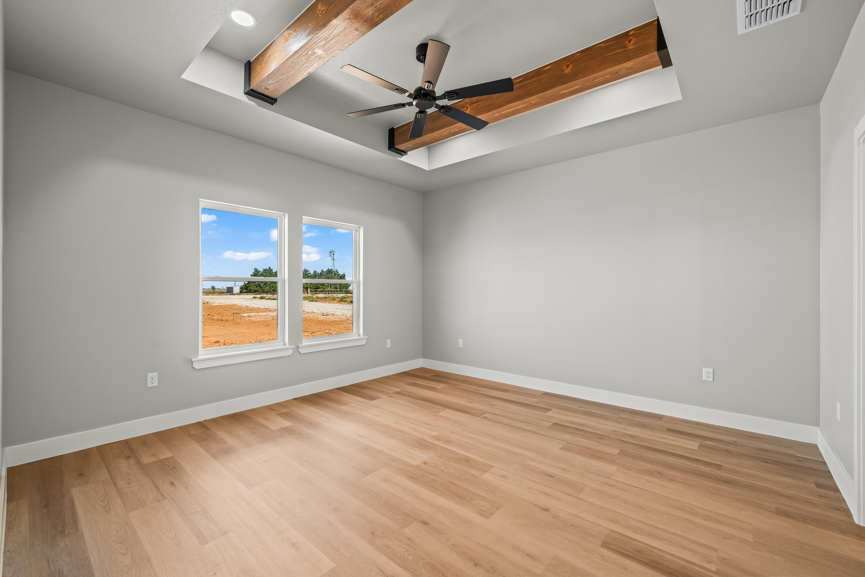 4024 Hawk Road