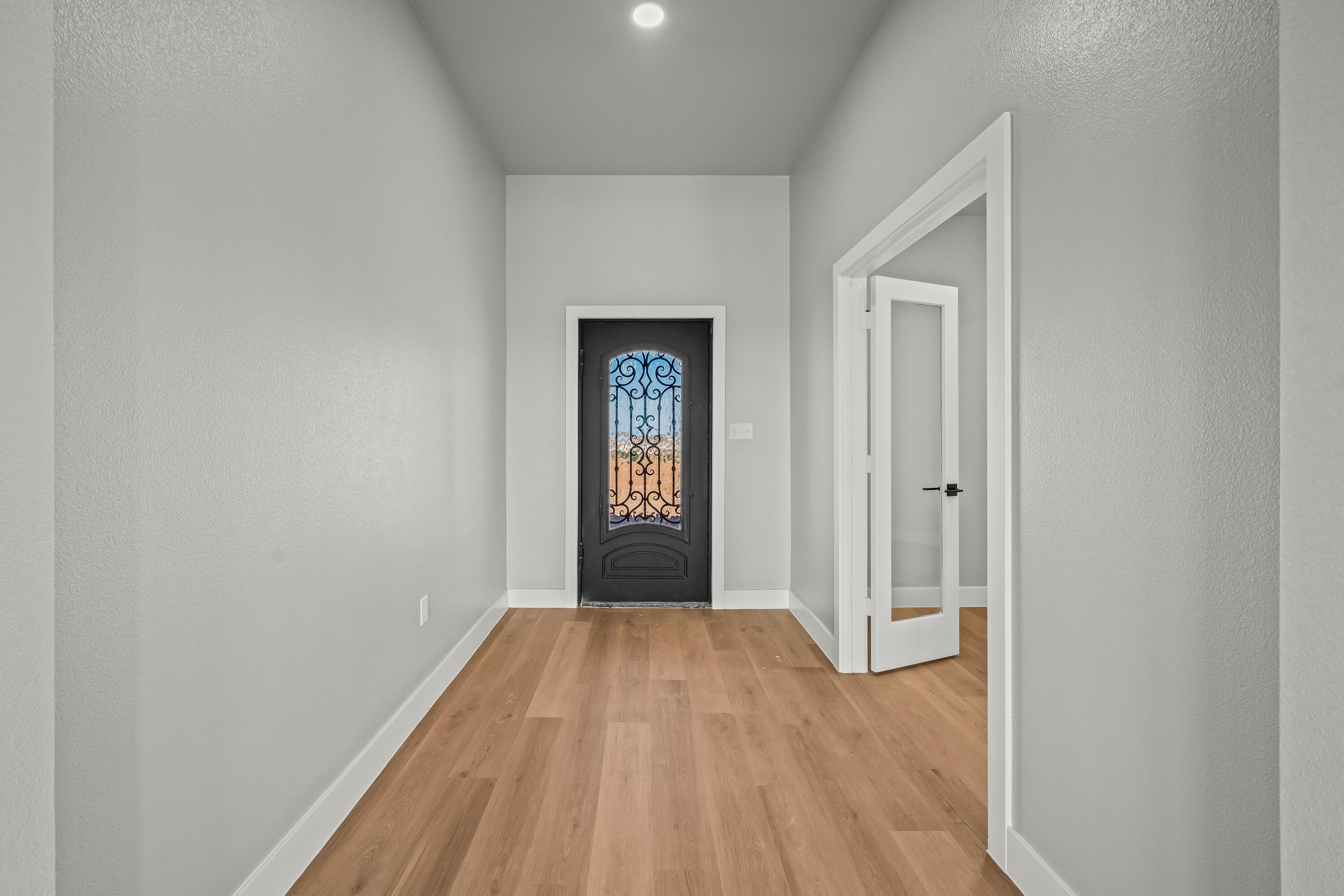 4024 Hawk Road
