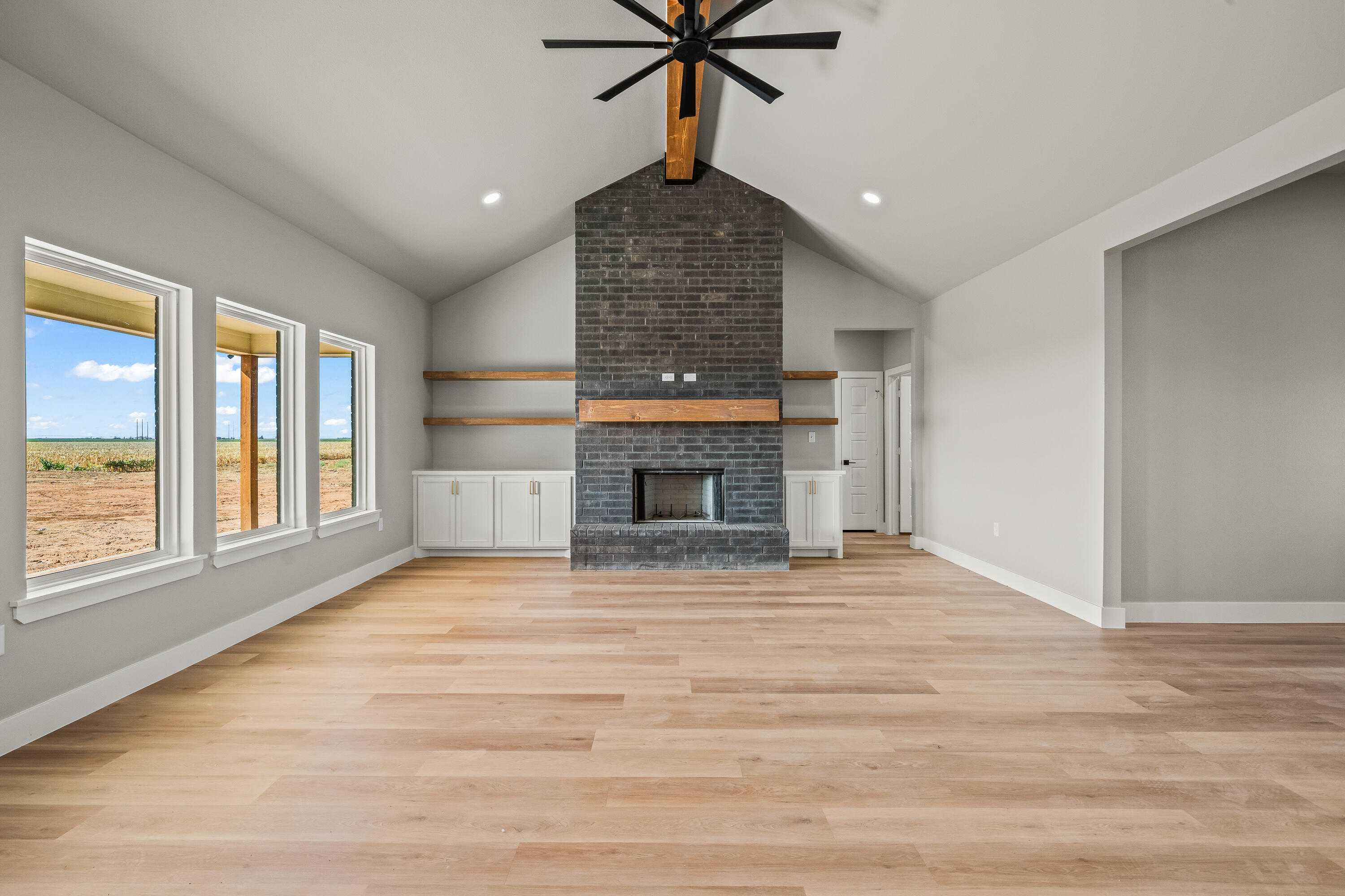 4024 Hawk Road