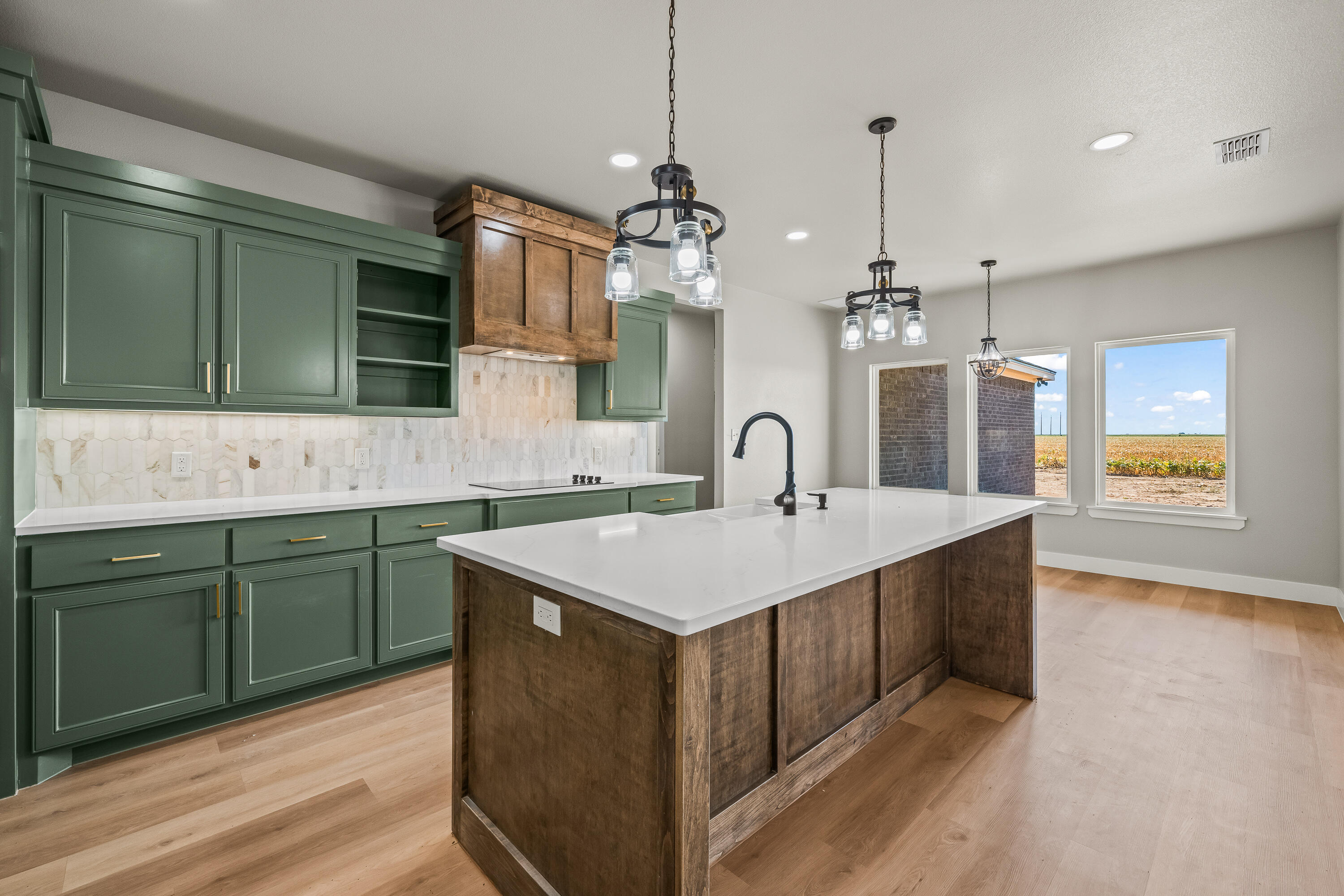 4024 Hawk Road