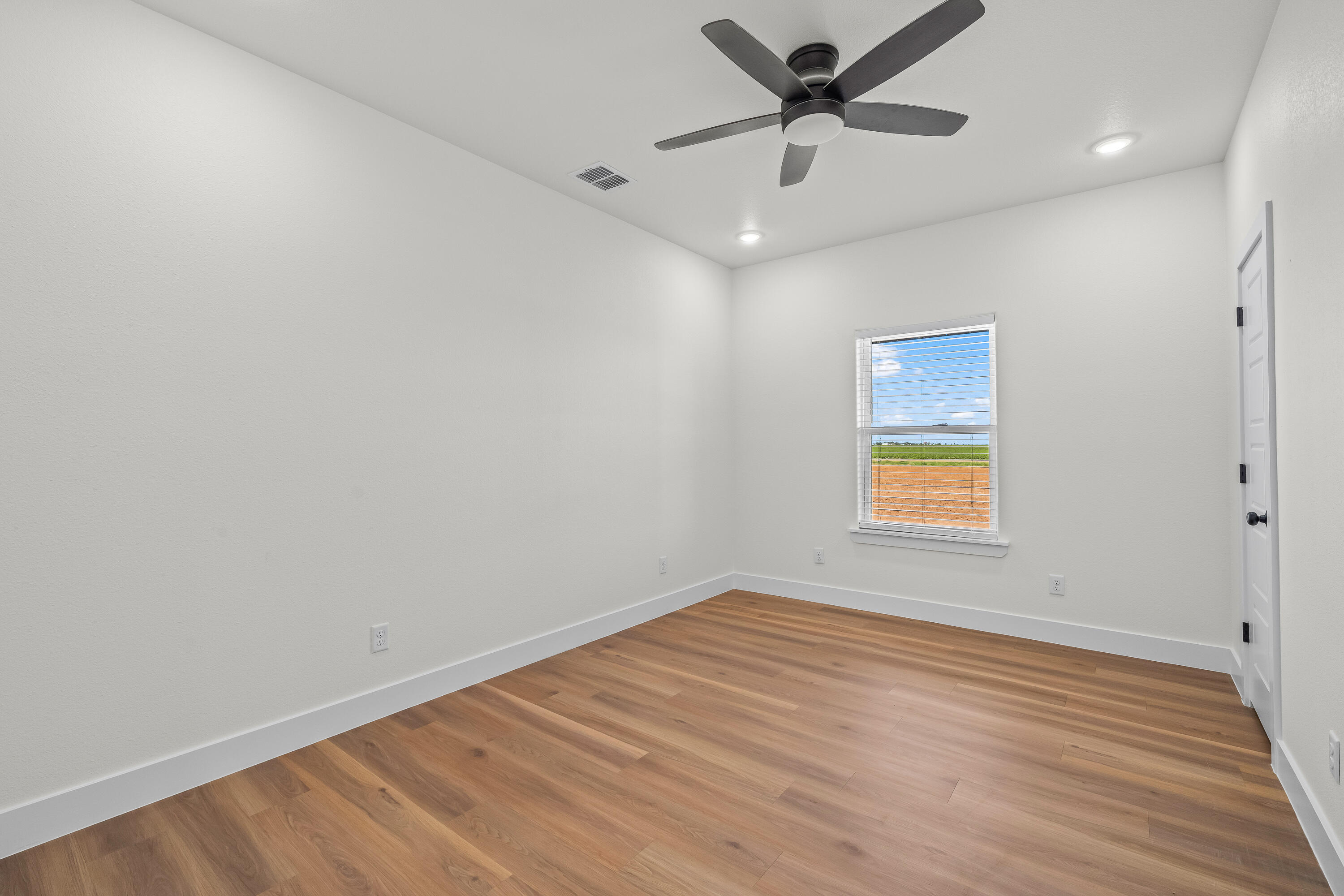 8618 E County Road 6710