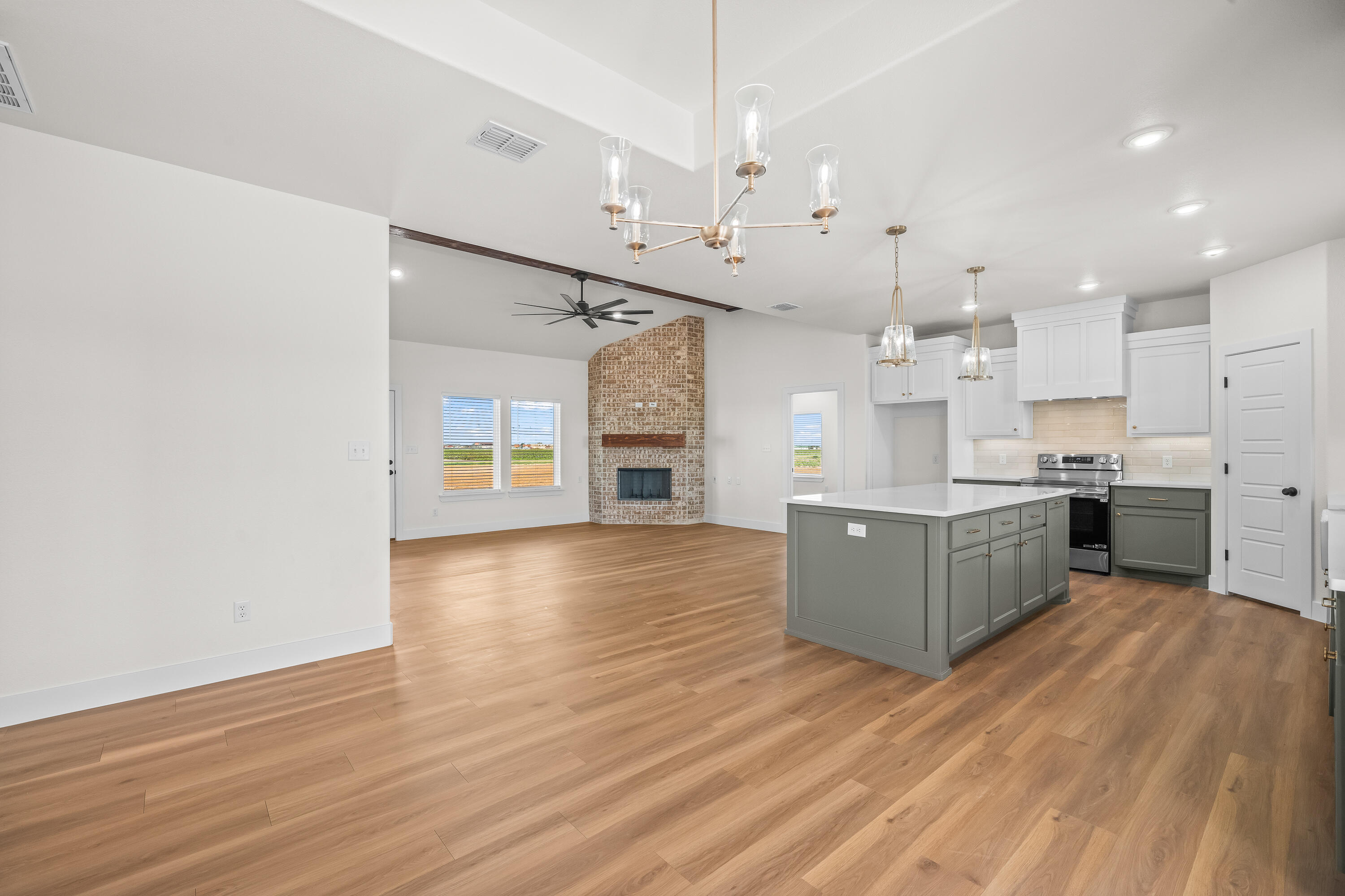 8618 E County Road 6710
