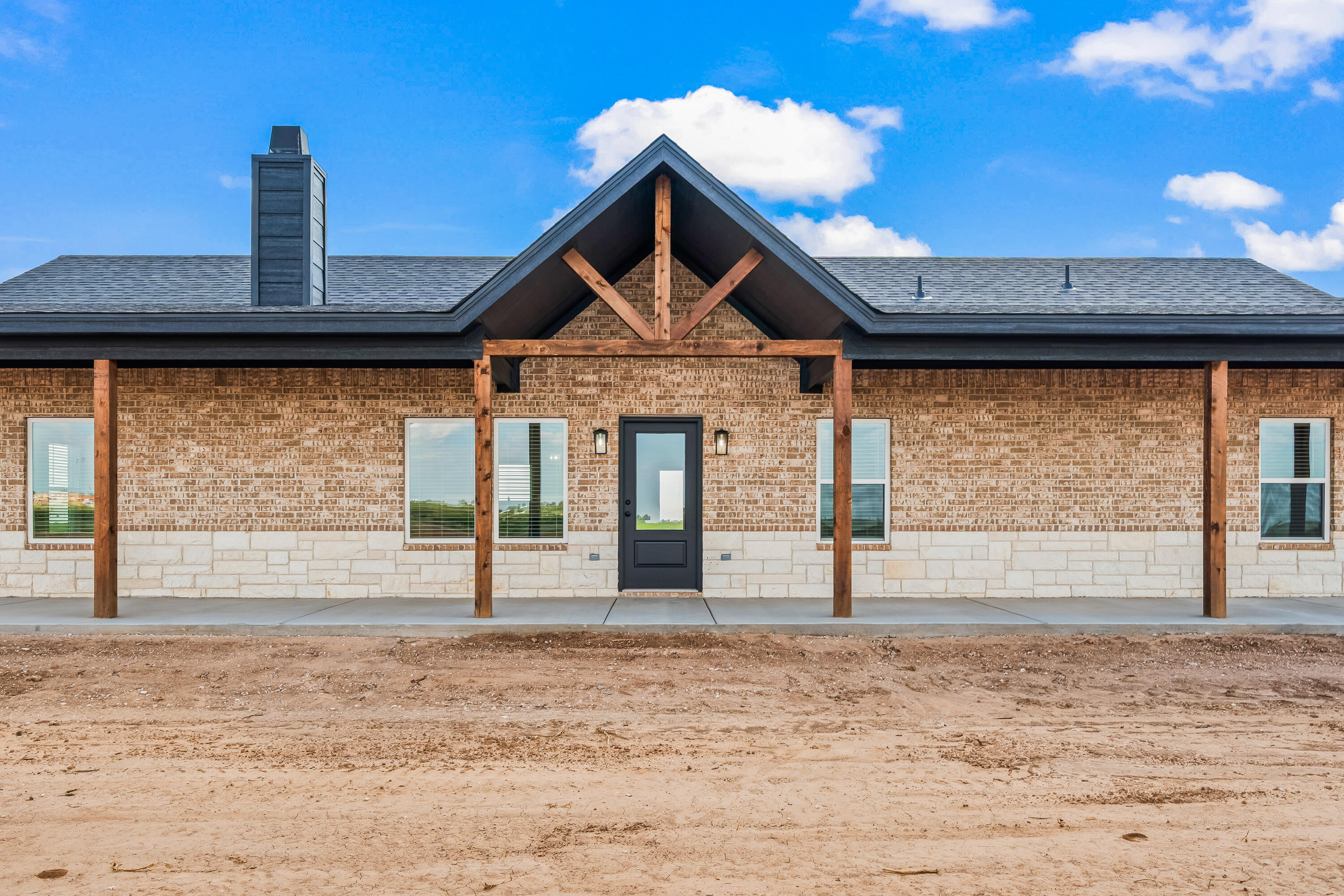 8618 E County Road 6710