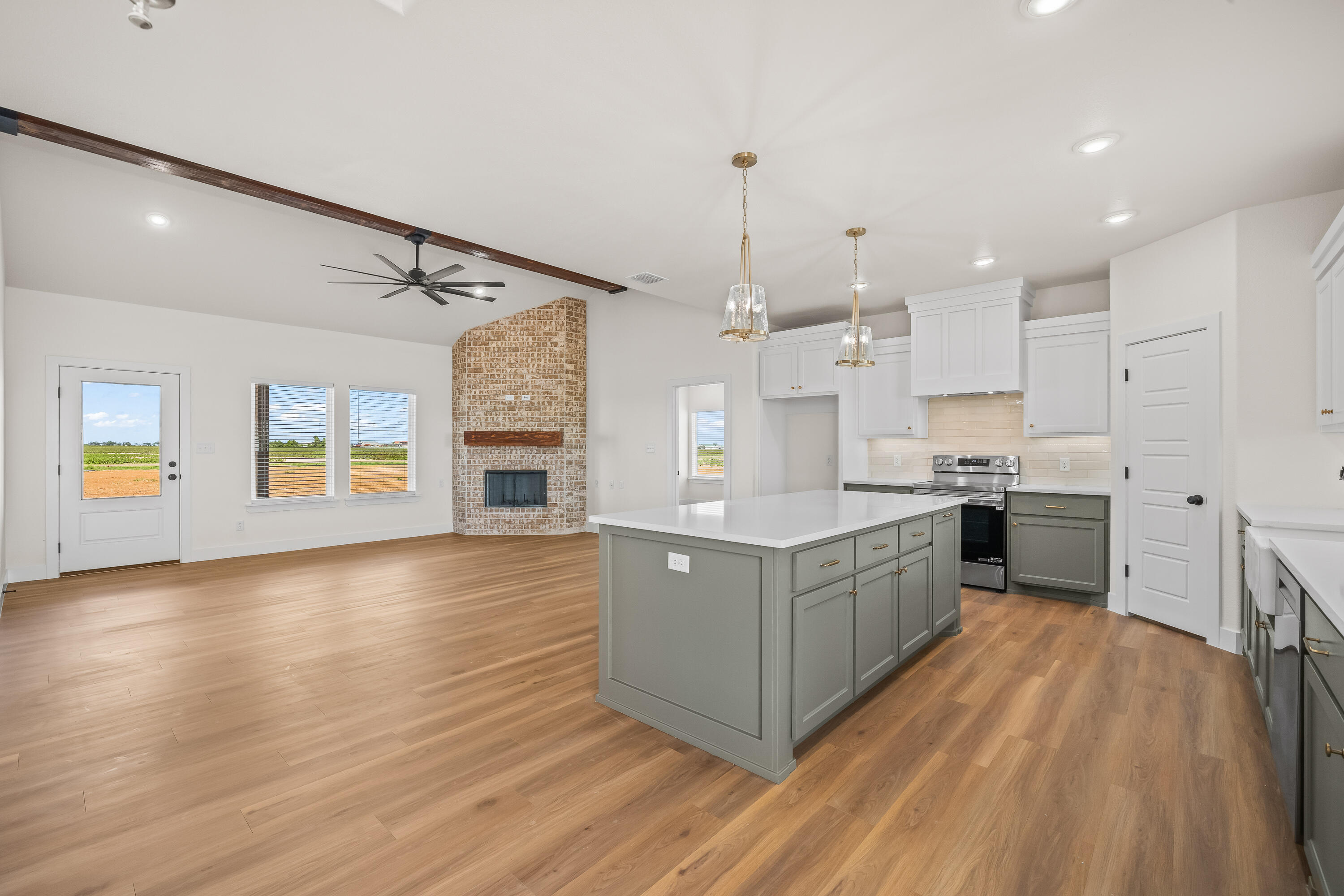 8618 E County Road 6710