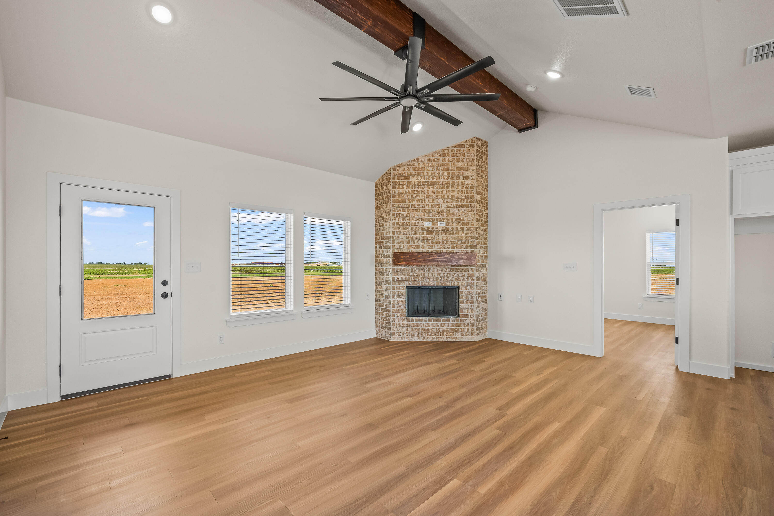 8618 E County Road 6710