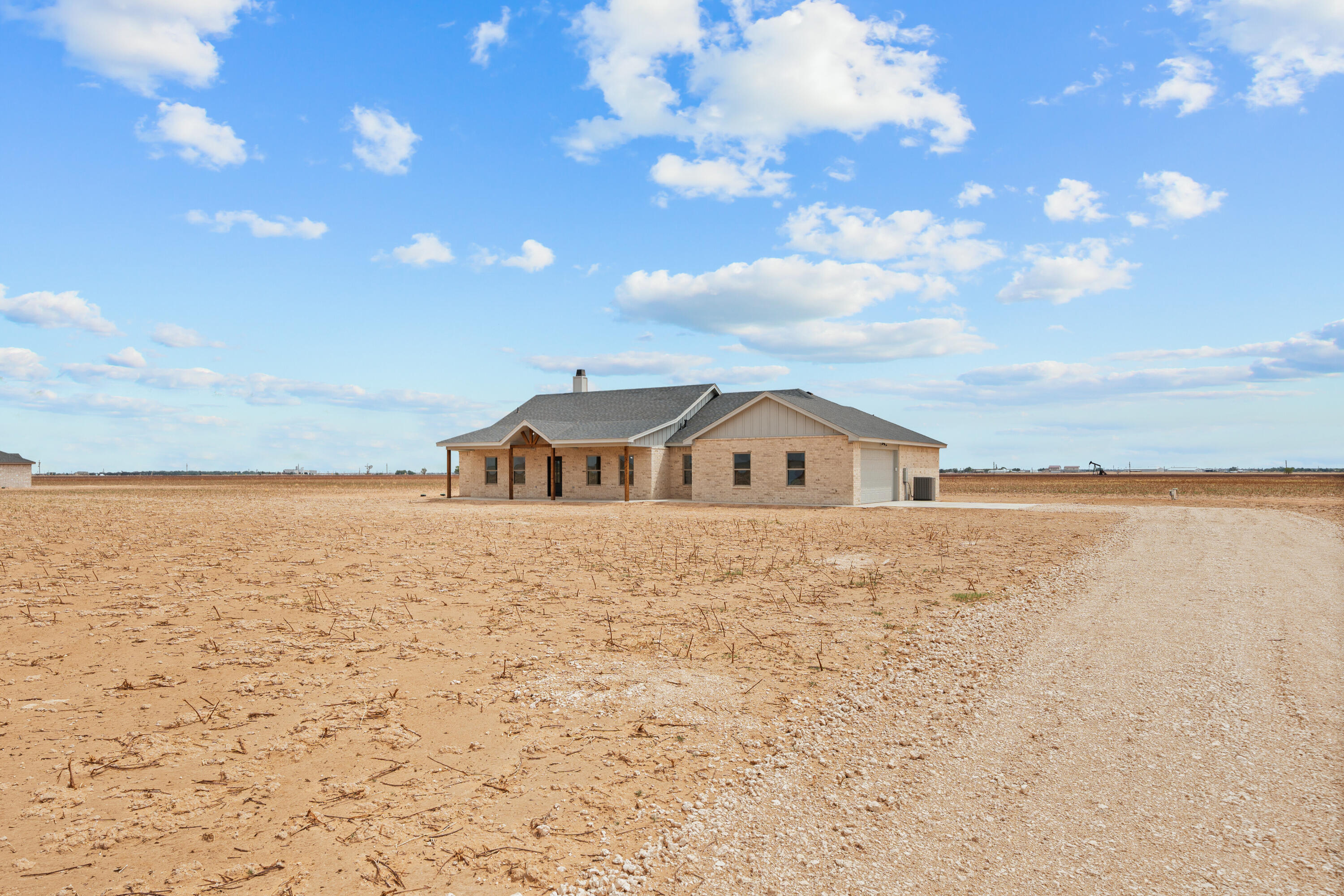 5421 County Road 6100