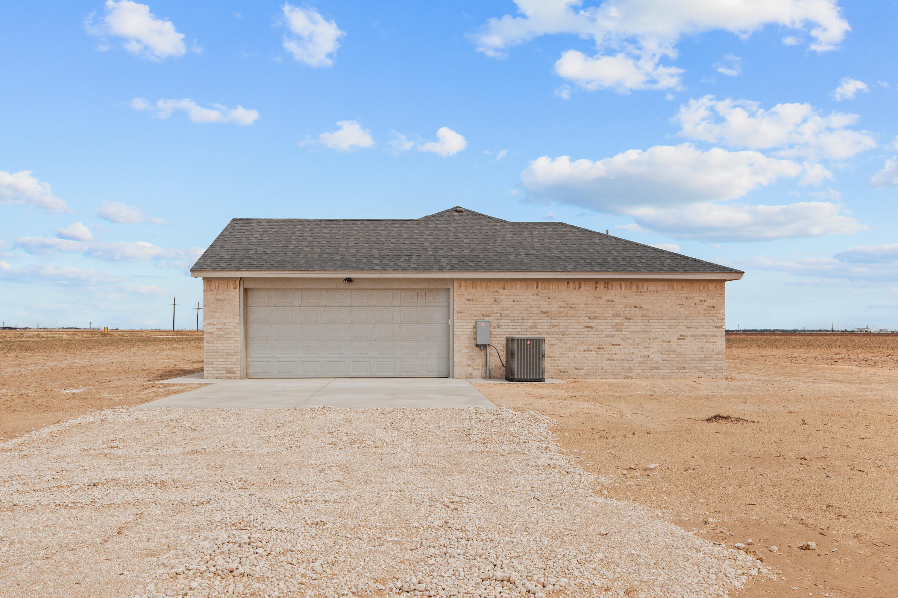 5421 County Road 6100