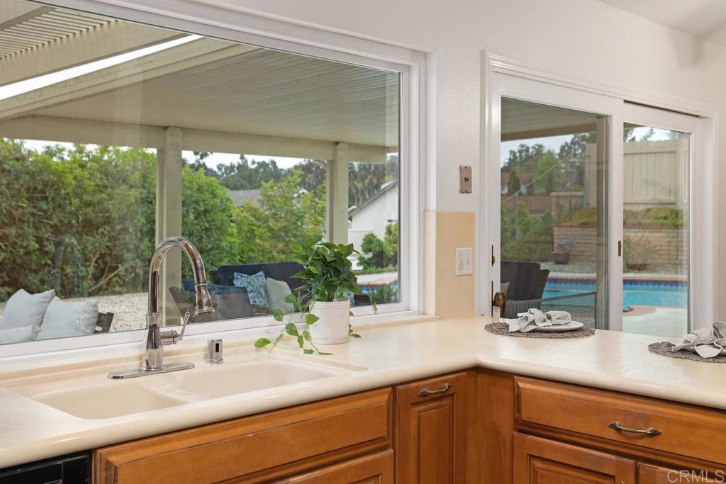 615 S Willowspring Dr