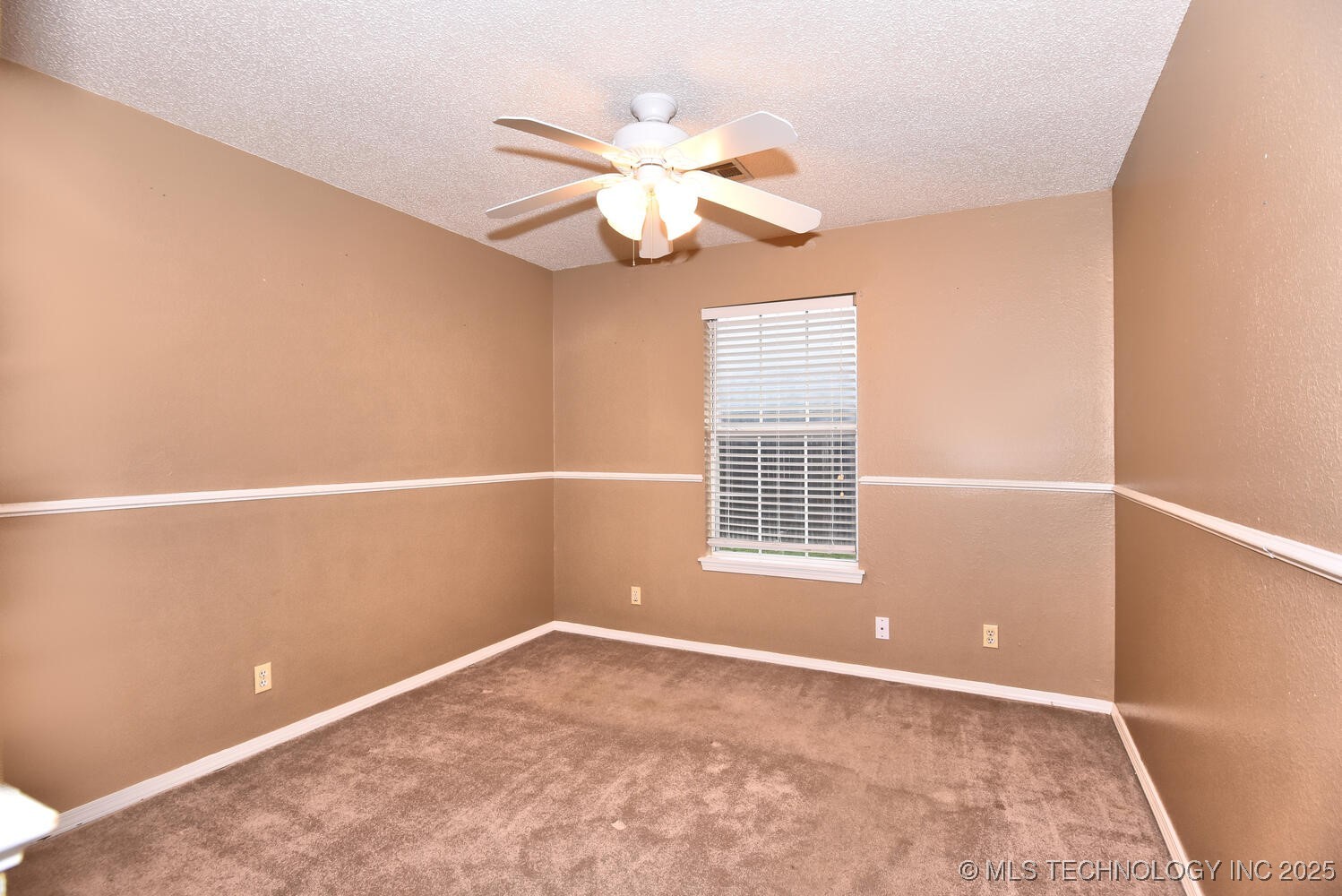 12625 E 80th Place N