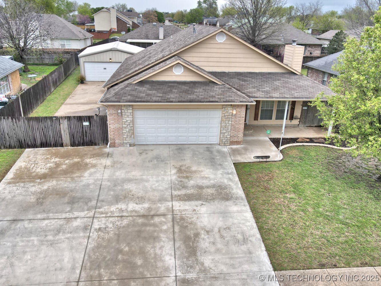 12625 E 80th Place N