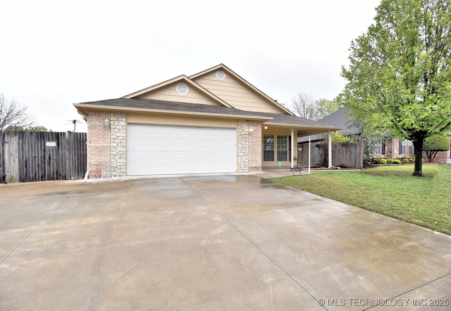 12625 E 80th Place N