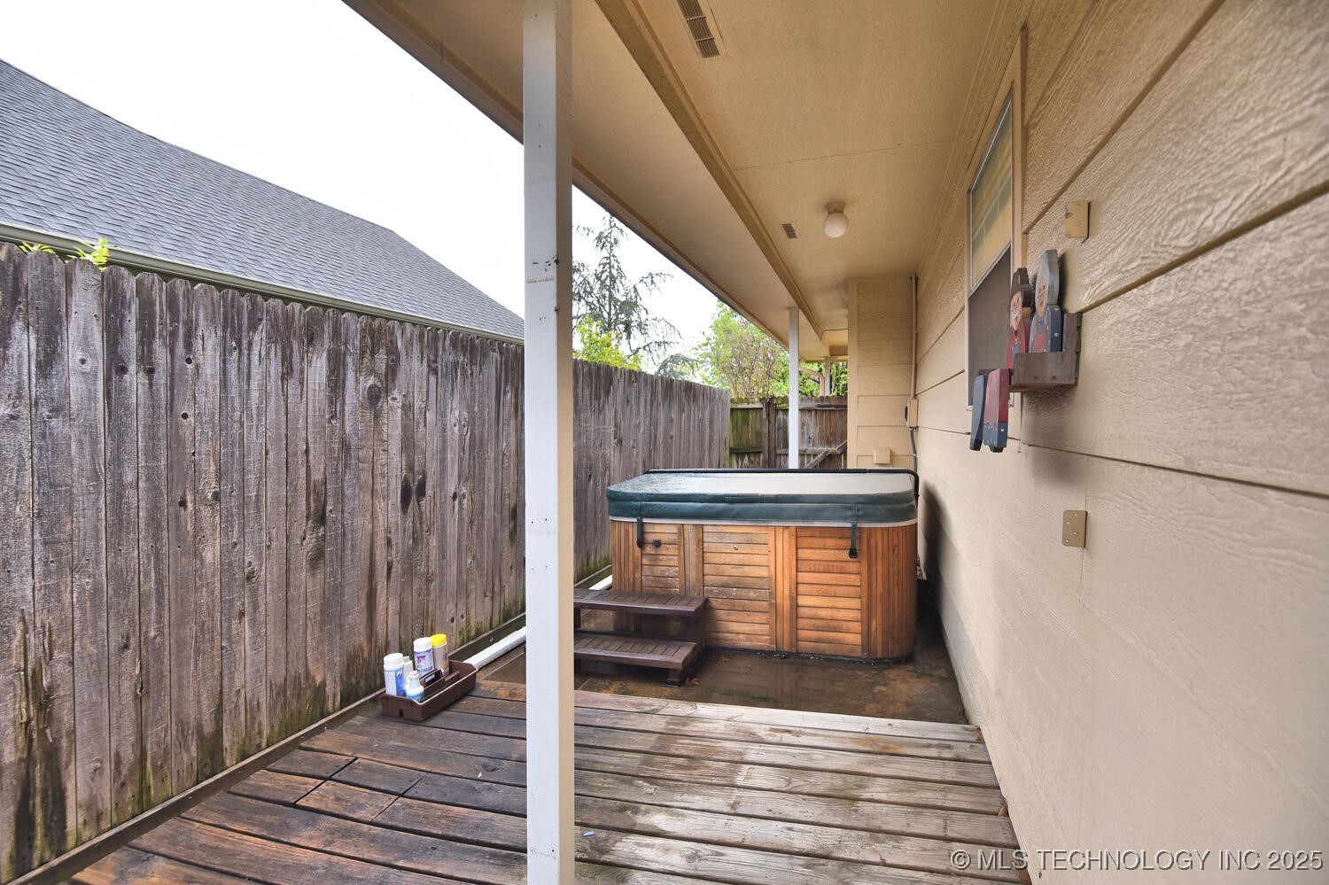 12625 E 80th Place N