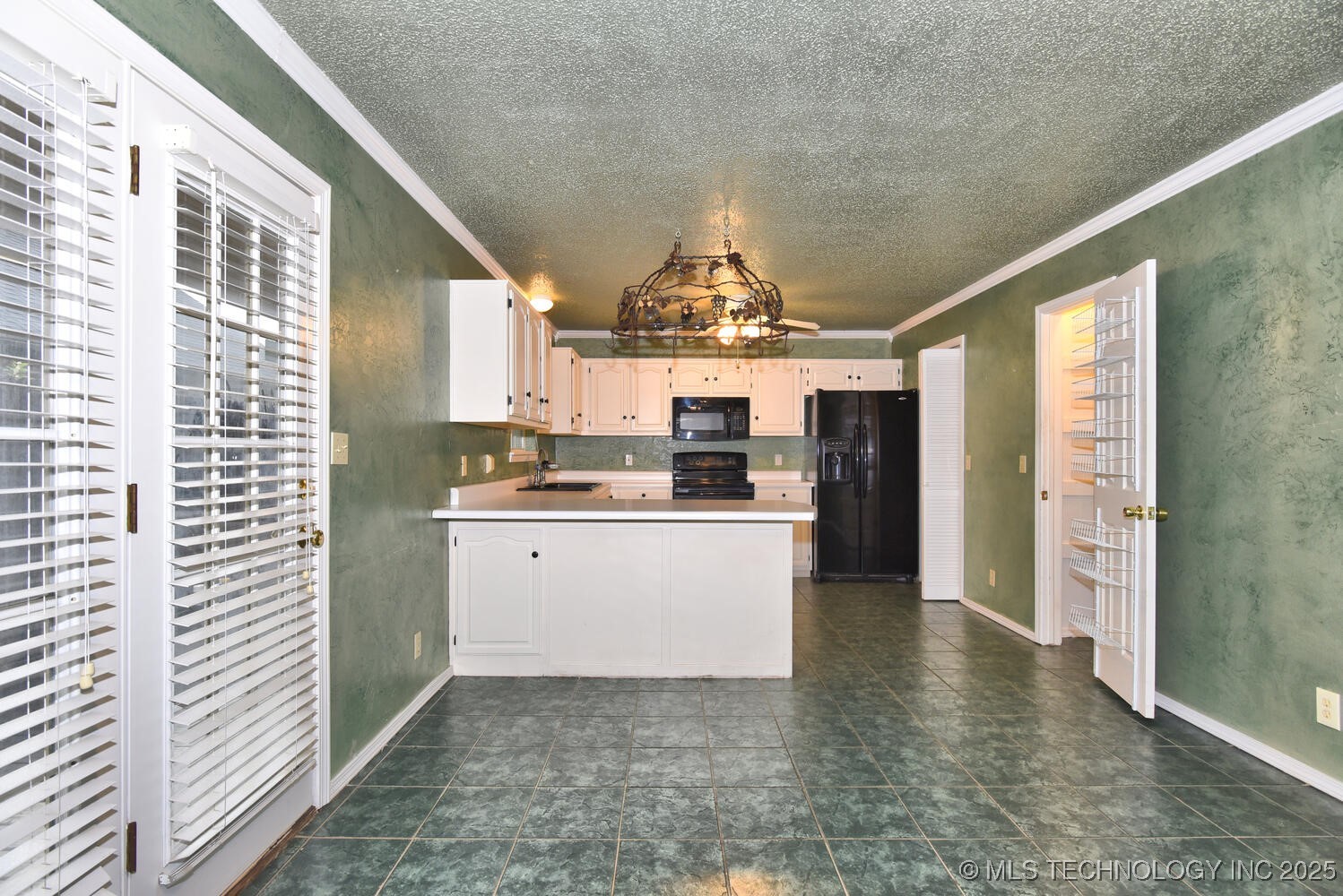 12625 E 80th Place N