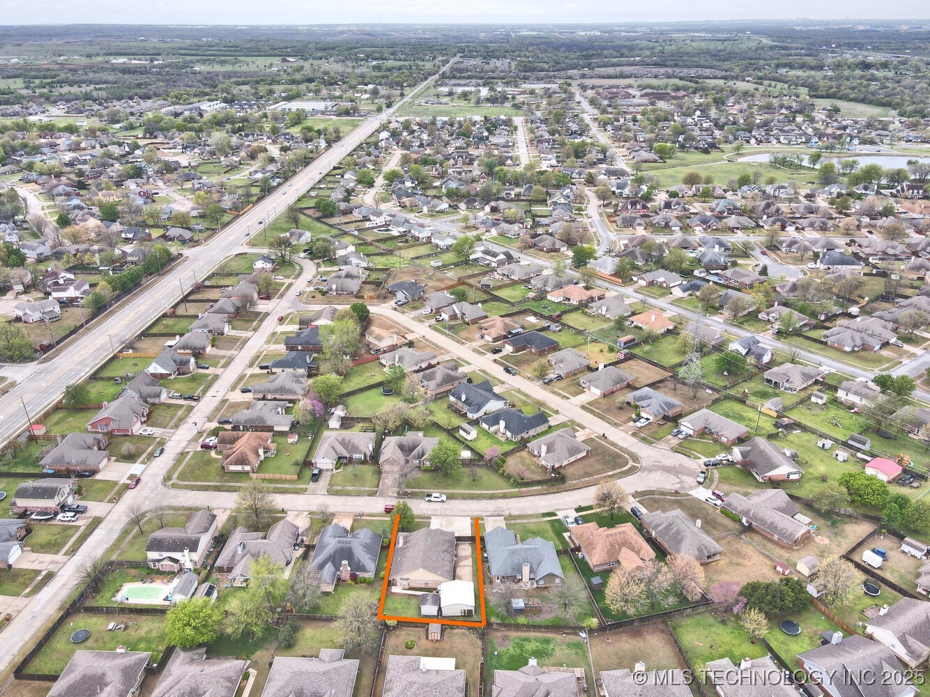 12625 E 80th Place N