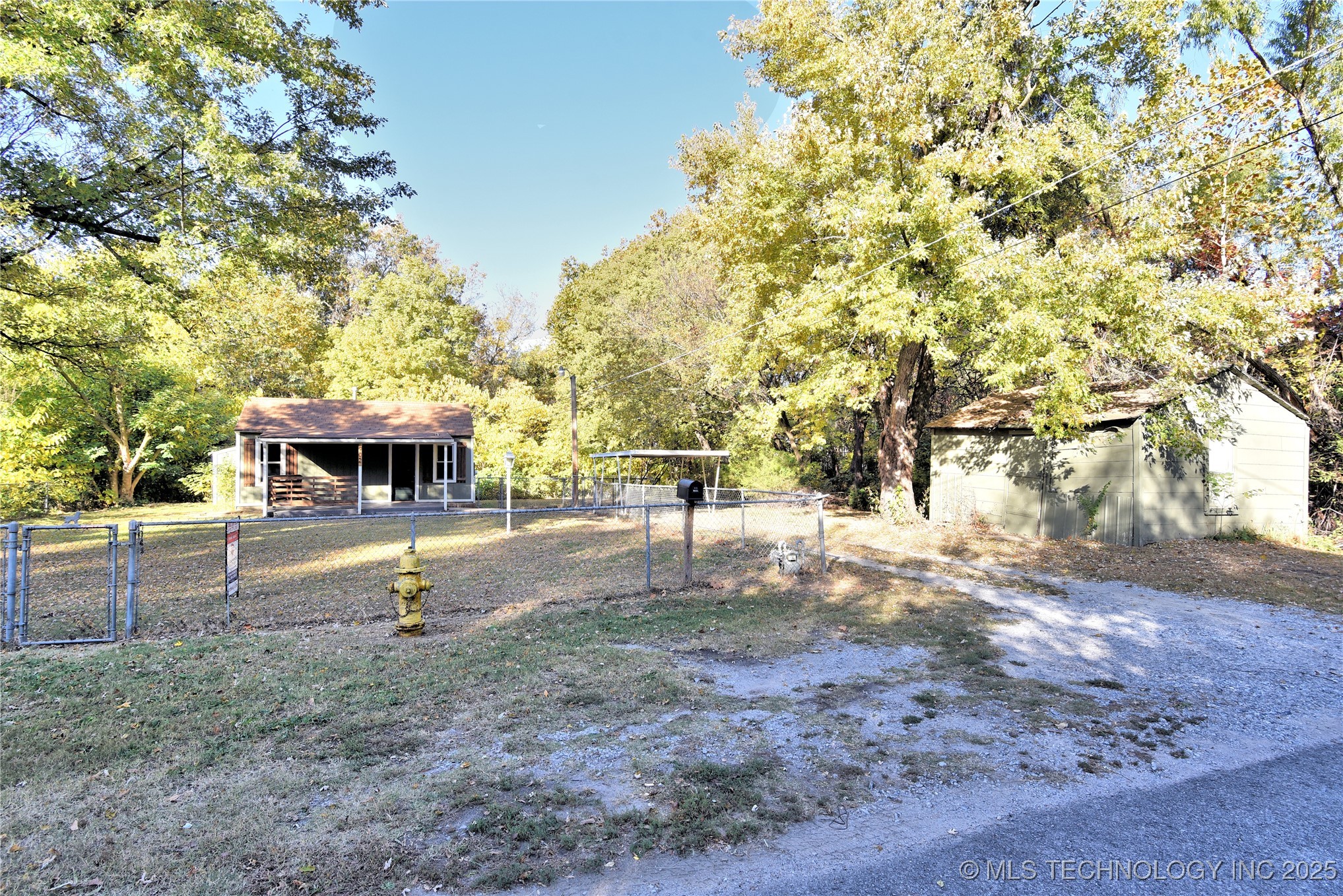 902 N Industrial Avenue