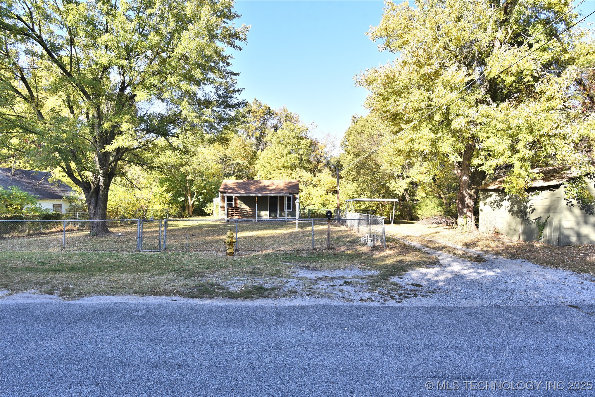 902 N Industrial Avenue