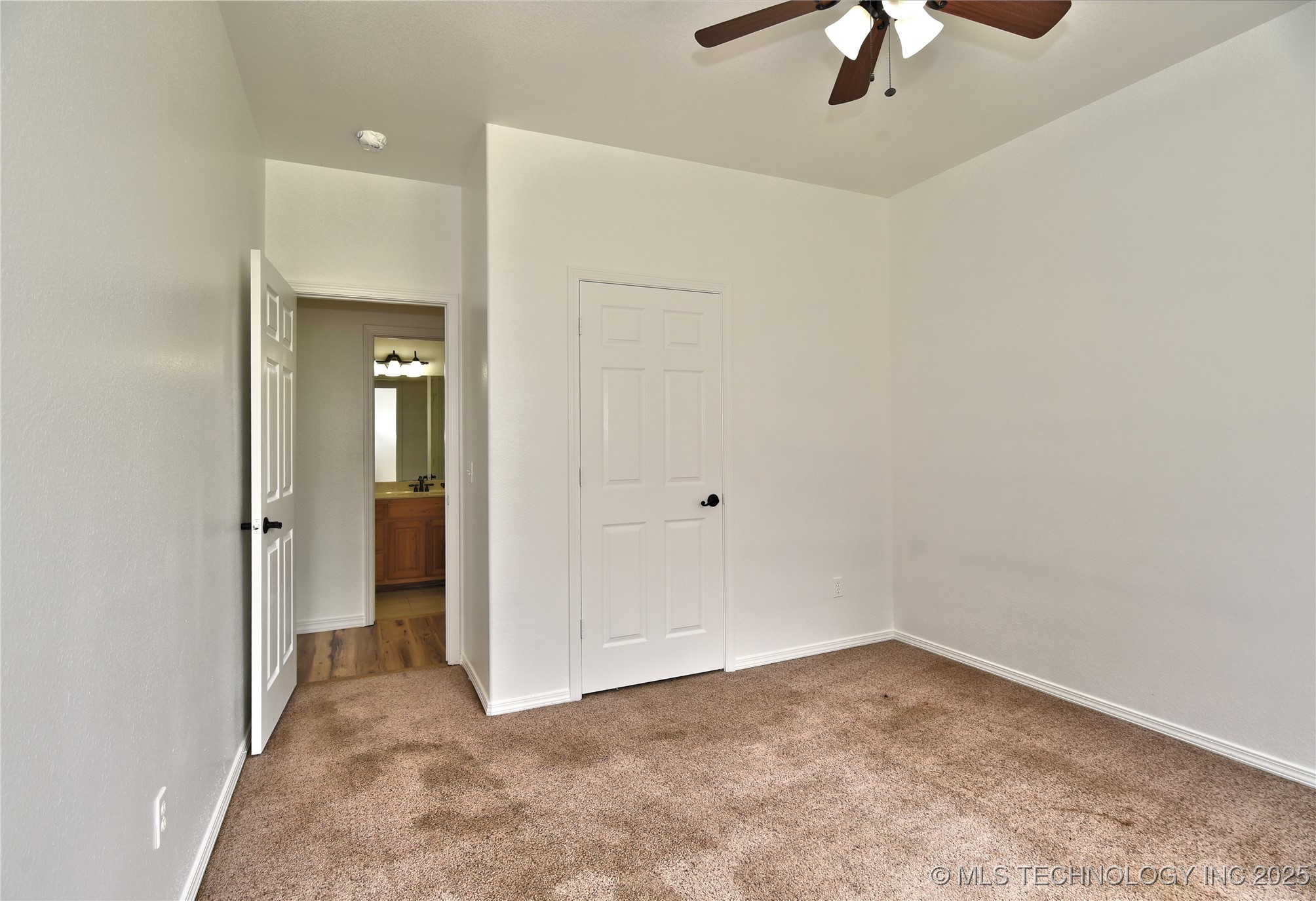 272 S Rigsby Road
