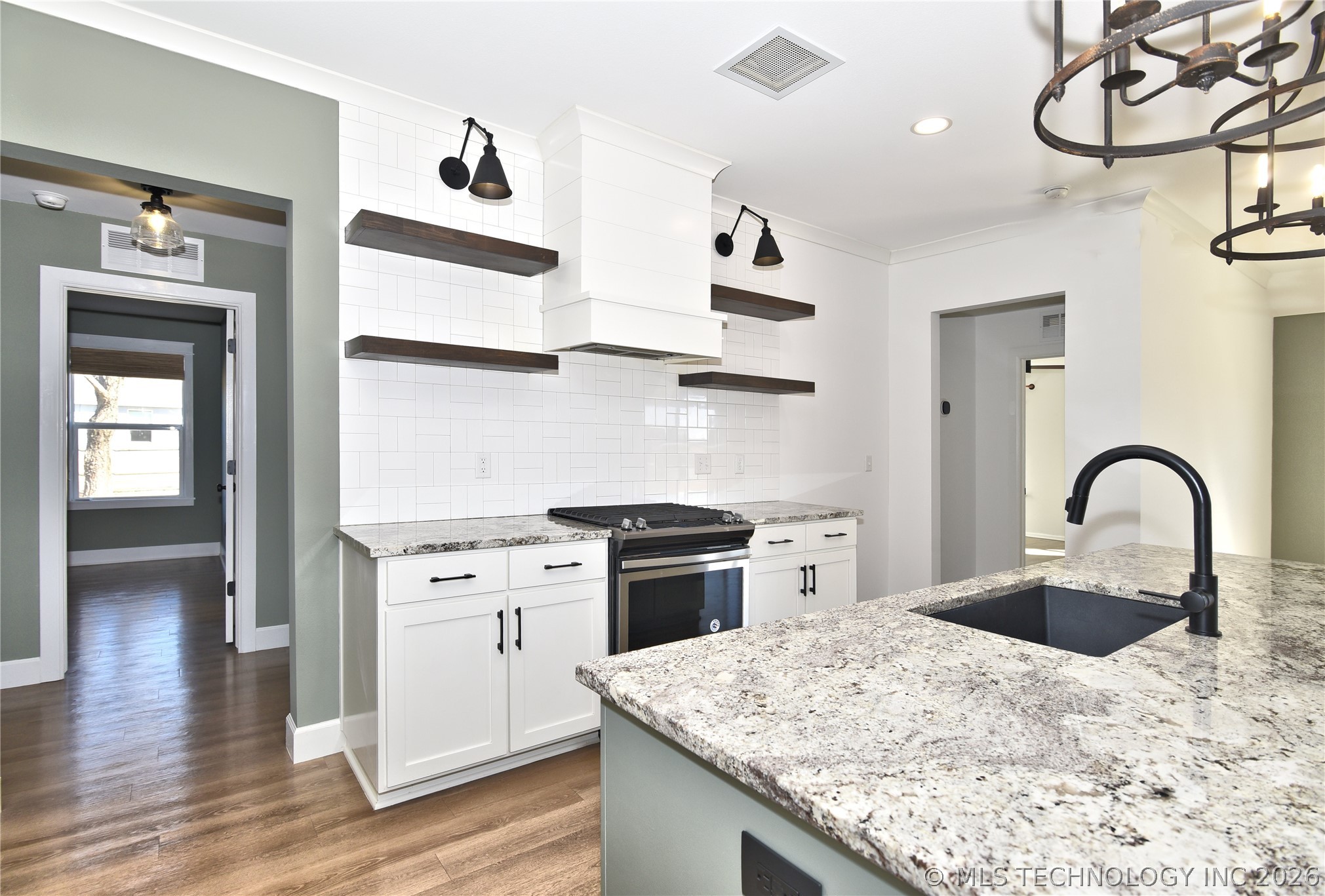 8901 N 63rd East Avenue