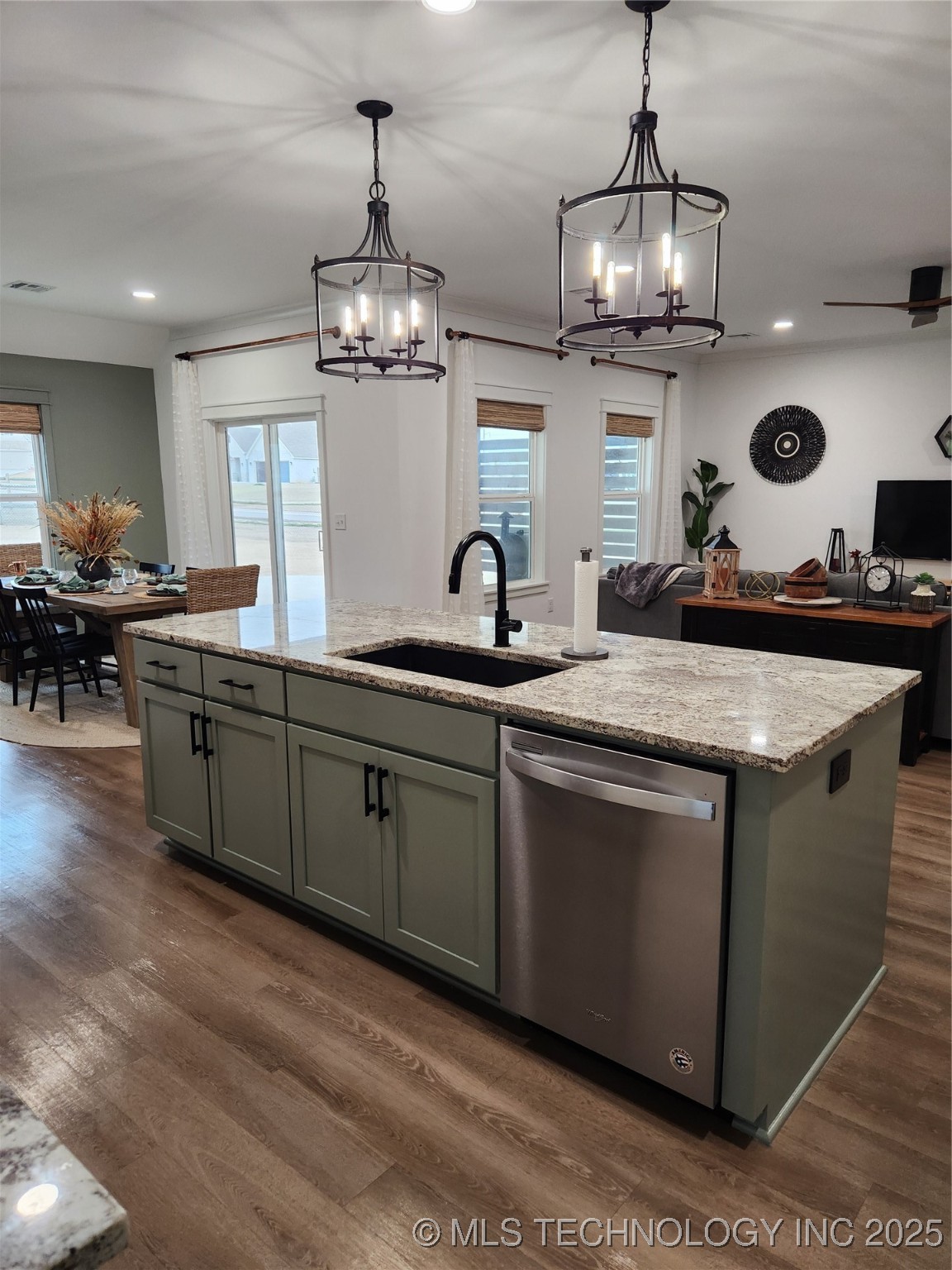 8901 N 63rd East Avenue