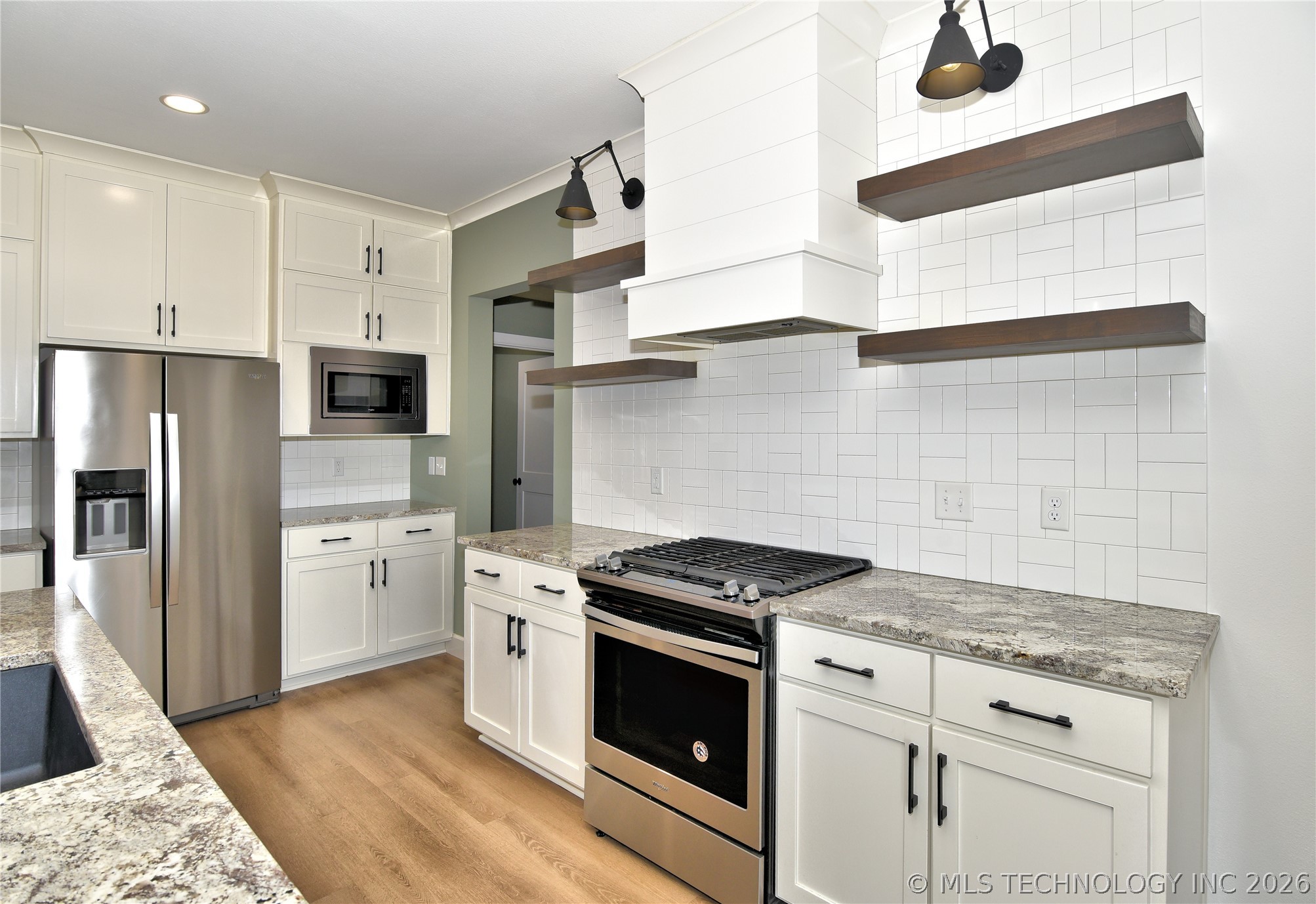 8901 N 63rd East Avenue