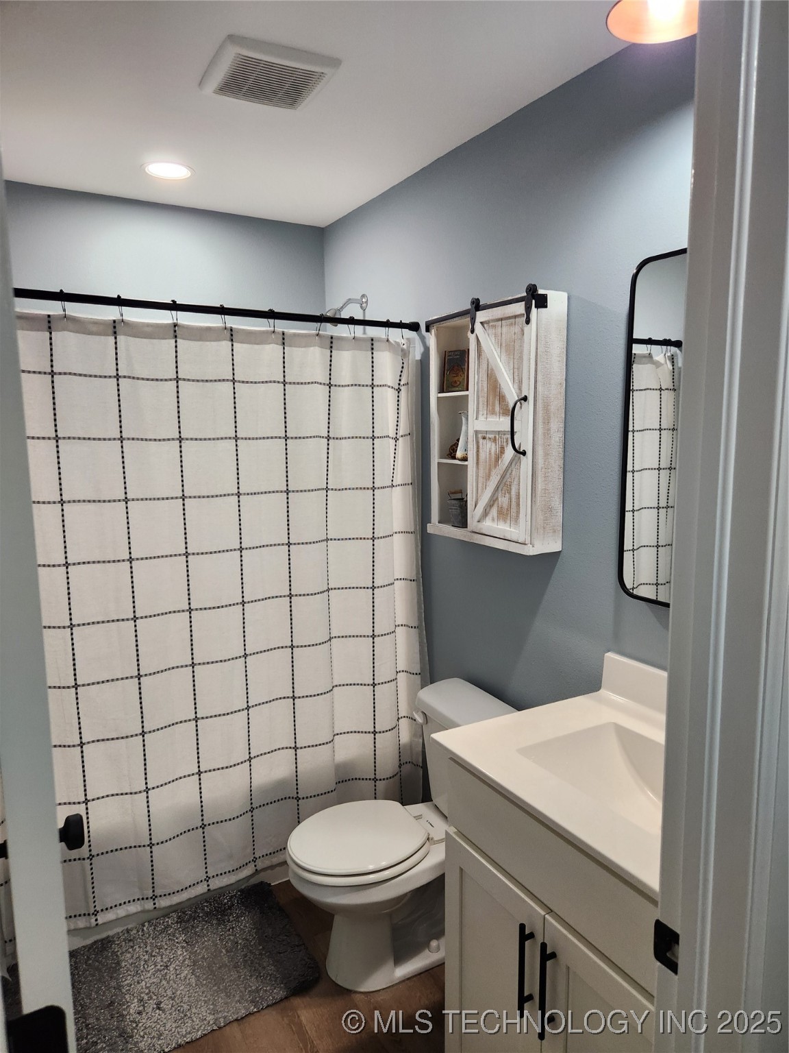 8901 N 63rd East Avenue