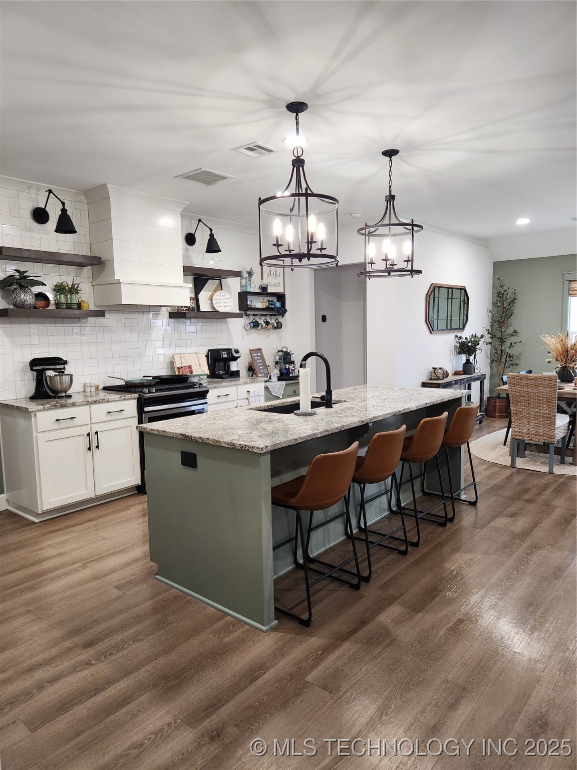 8901 N 63rd East Avenue