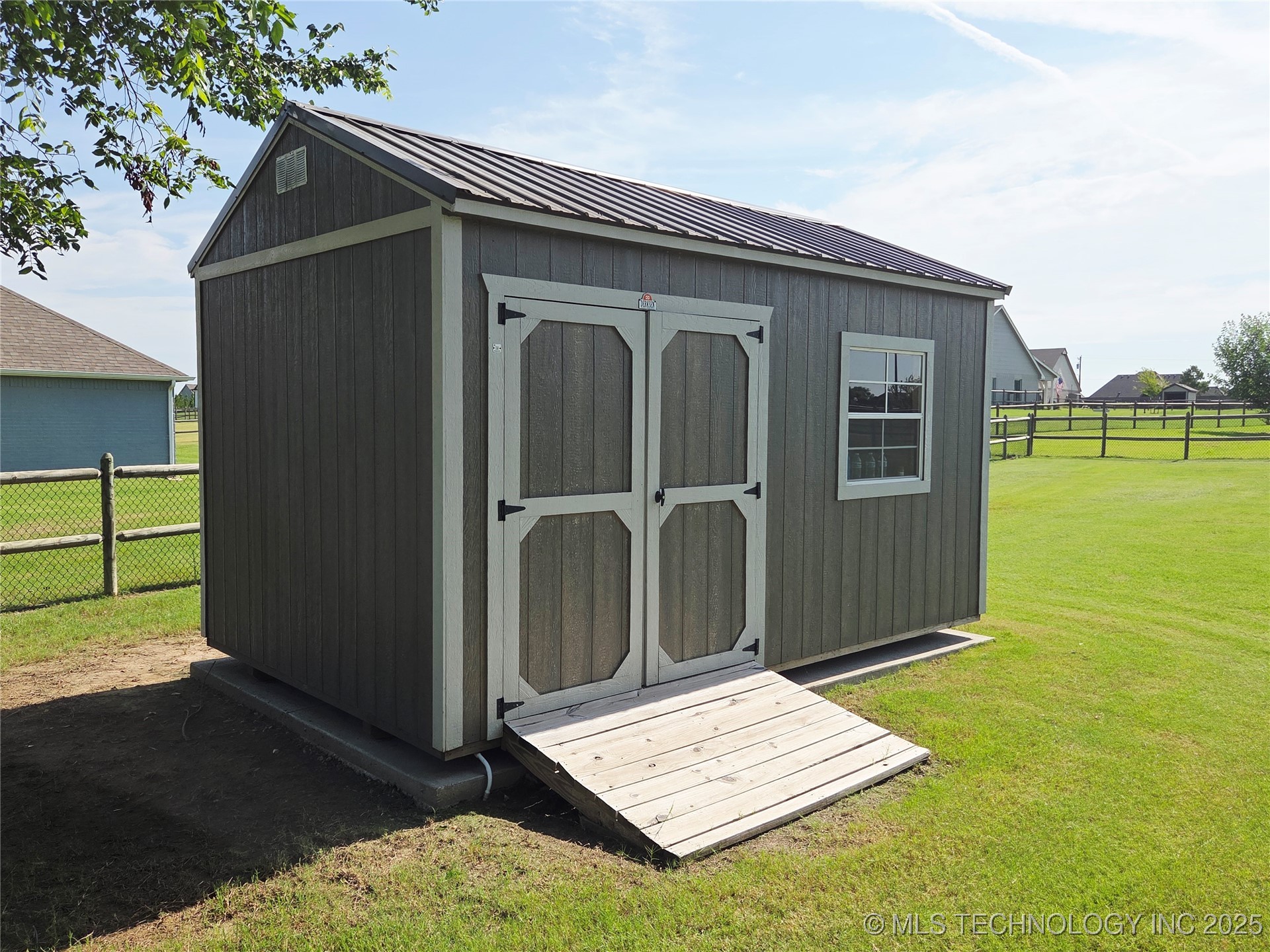 8901 N 63rd East Avenue