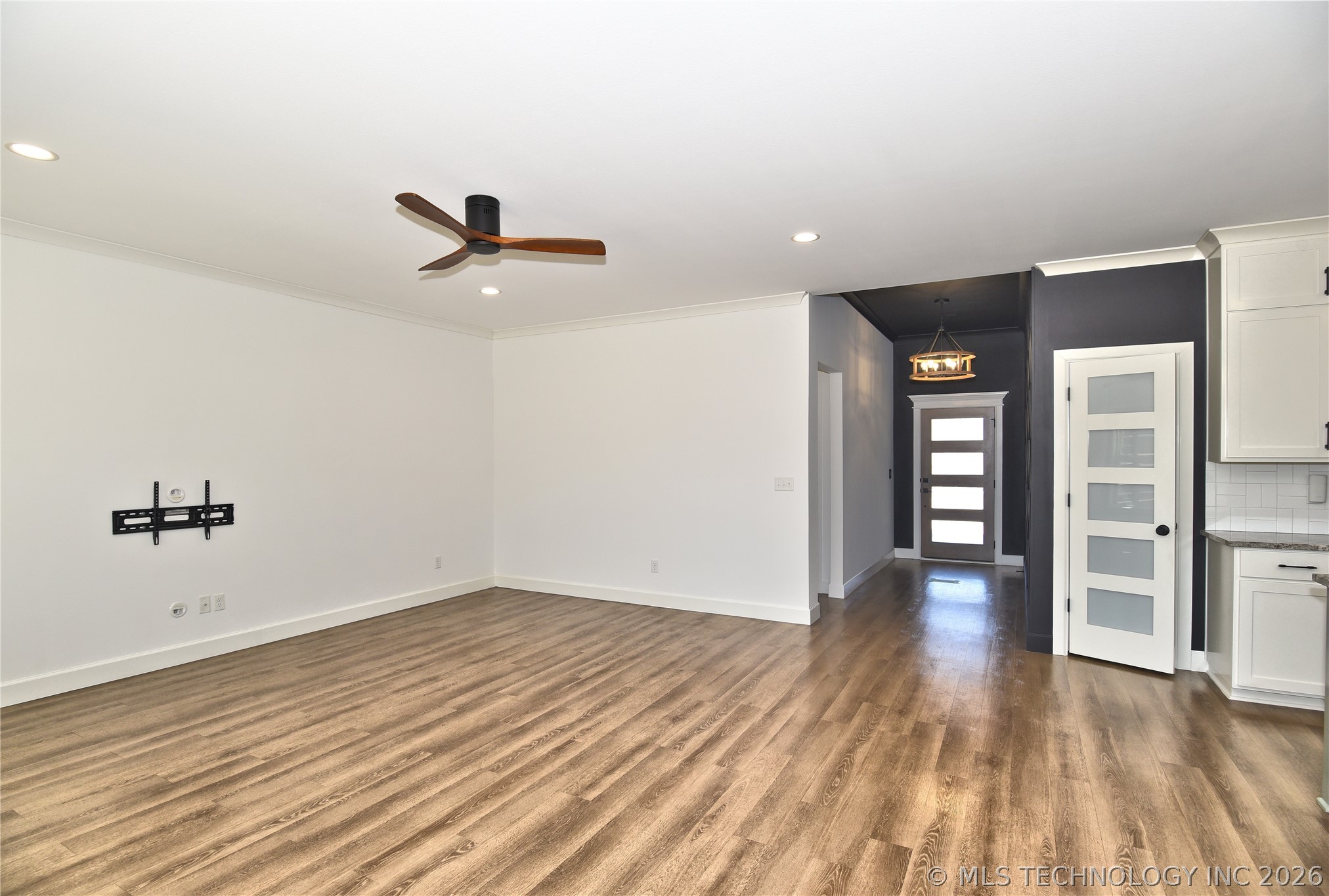 8901 N 63rd East Avenue