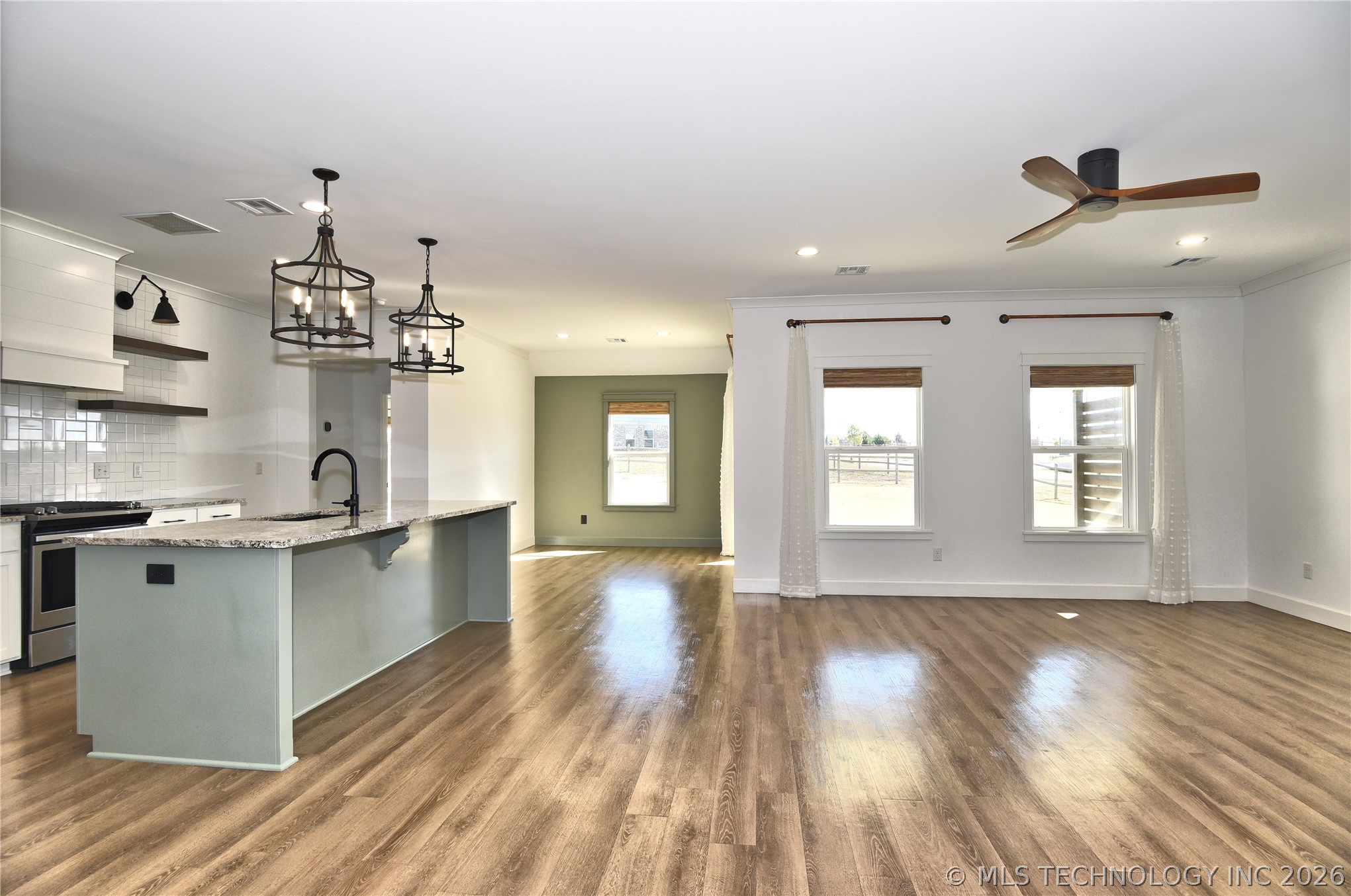 8901 N 63rd East Avenue