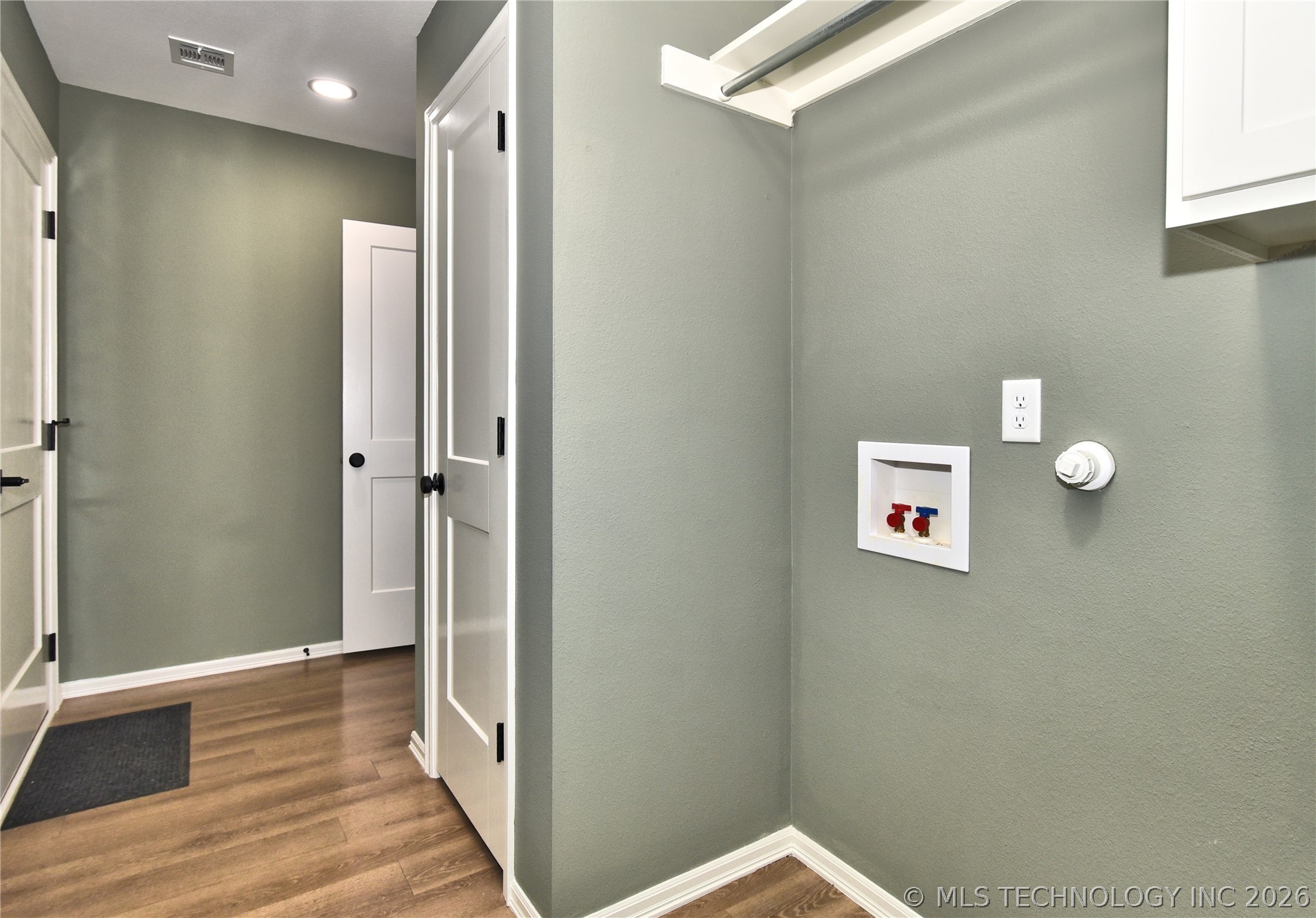 8901 N 63rd East Avenue