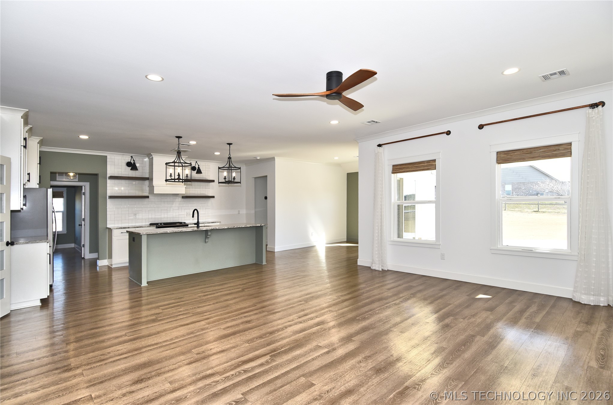 8901 N 63rd East Avenue