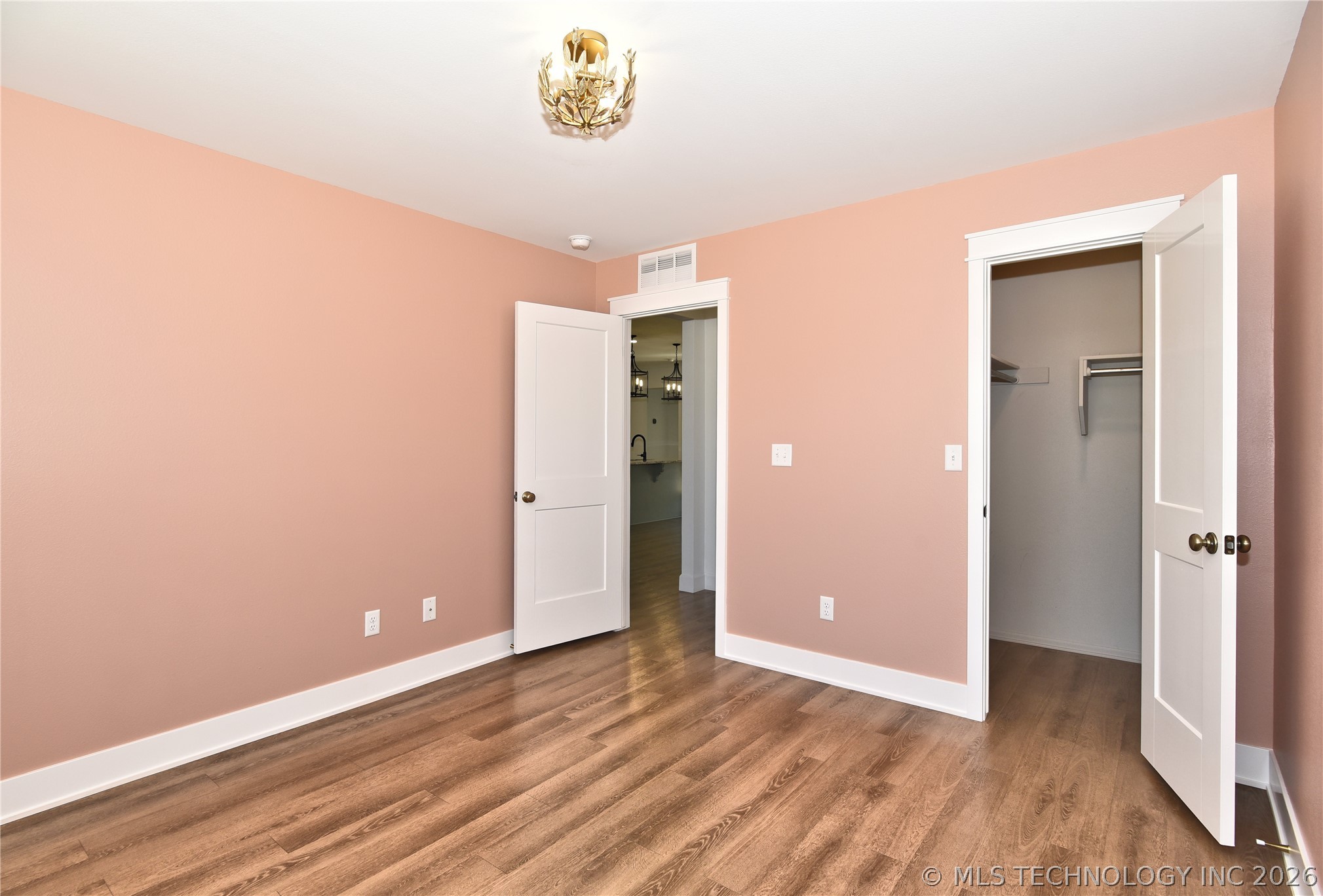 8901 N 63rd East Avenue