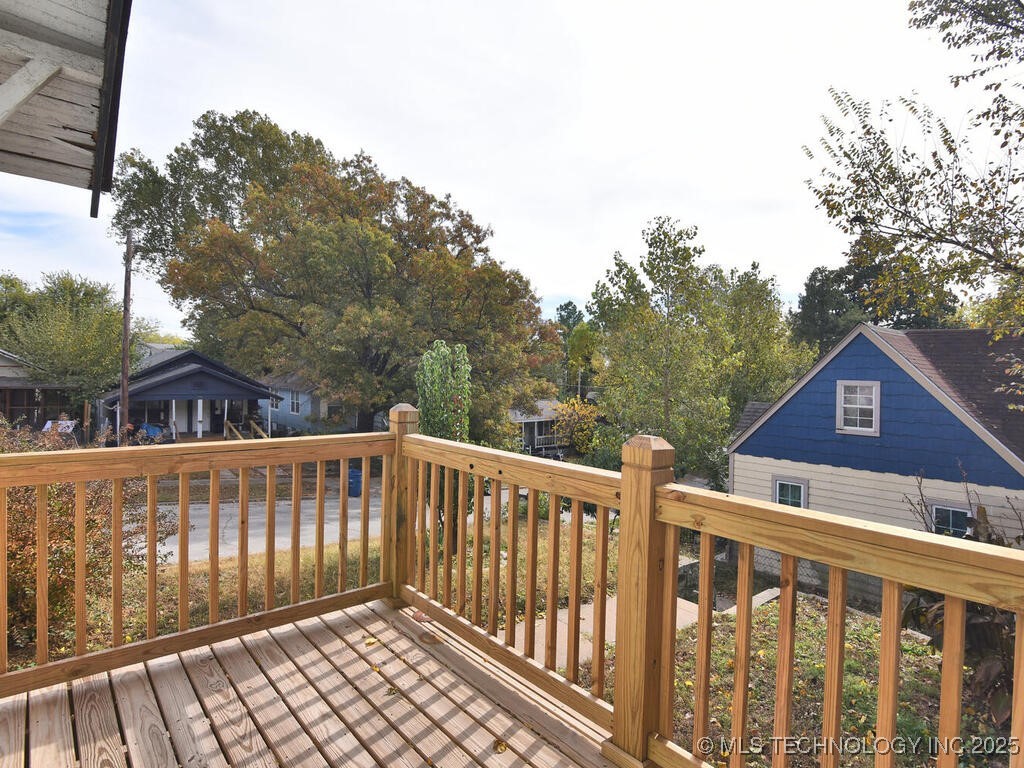 730 S Phoenix Avenue