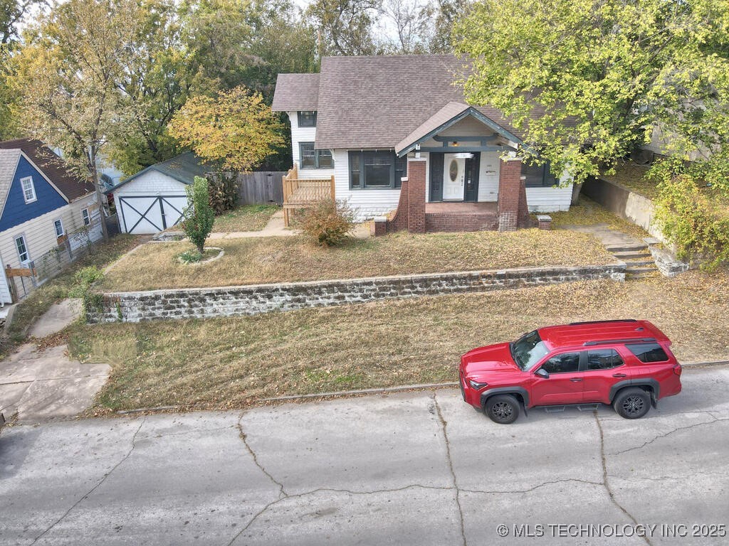 730 S Phoenix Avenue