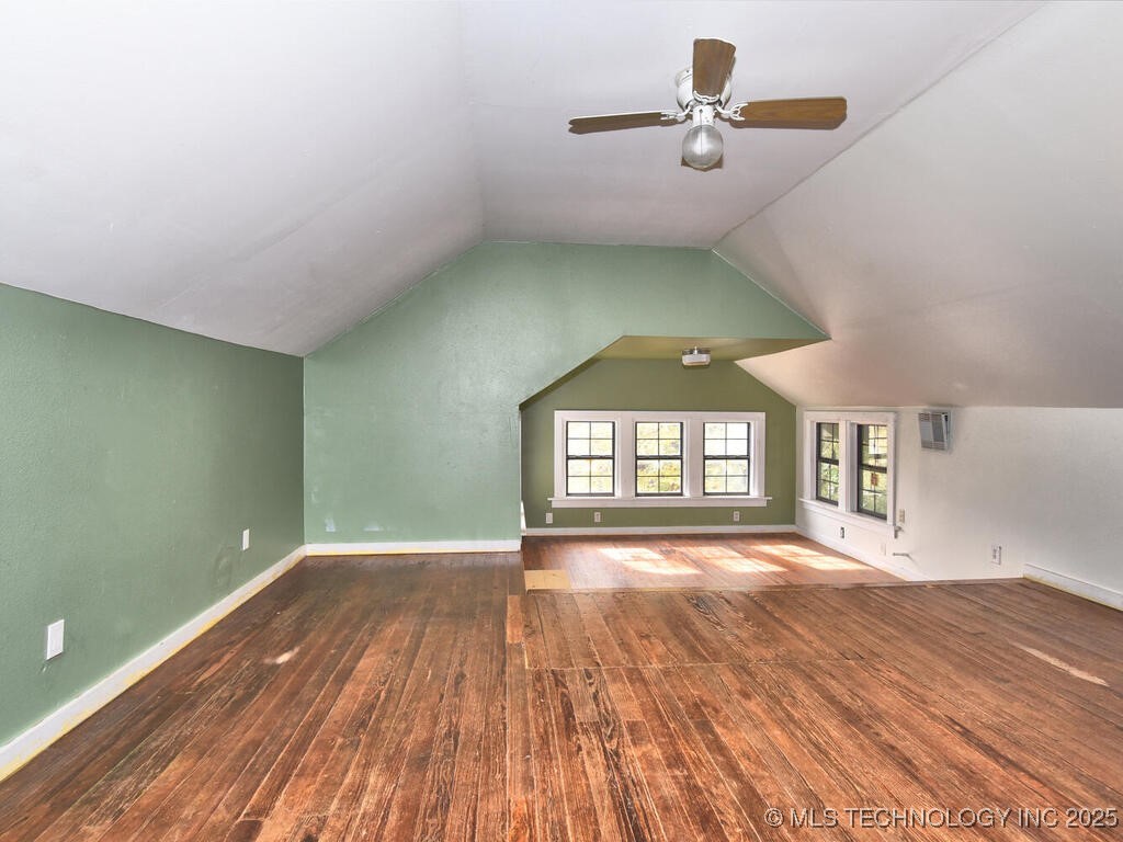 730 S Phoenix Avenue